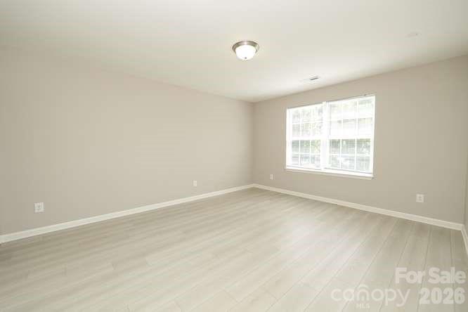 1212 Catawba Run — Lowell