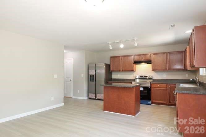 1212 Catawba Run — Lowell