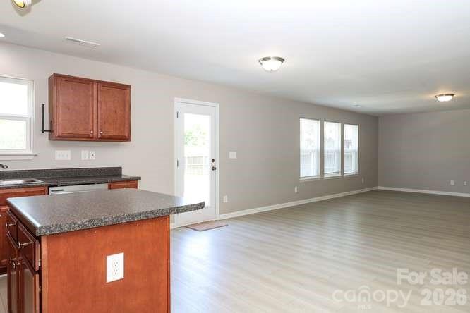 1212 Catawba Run — Lowell