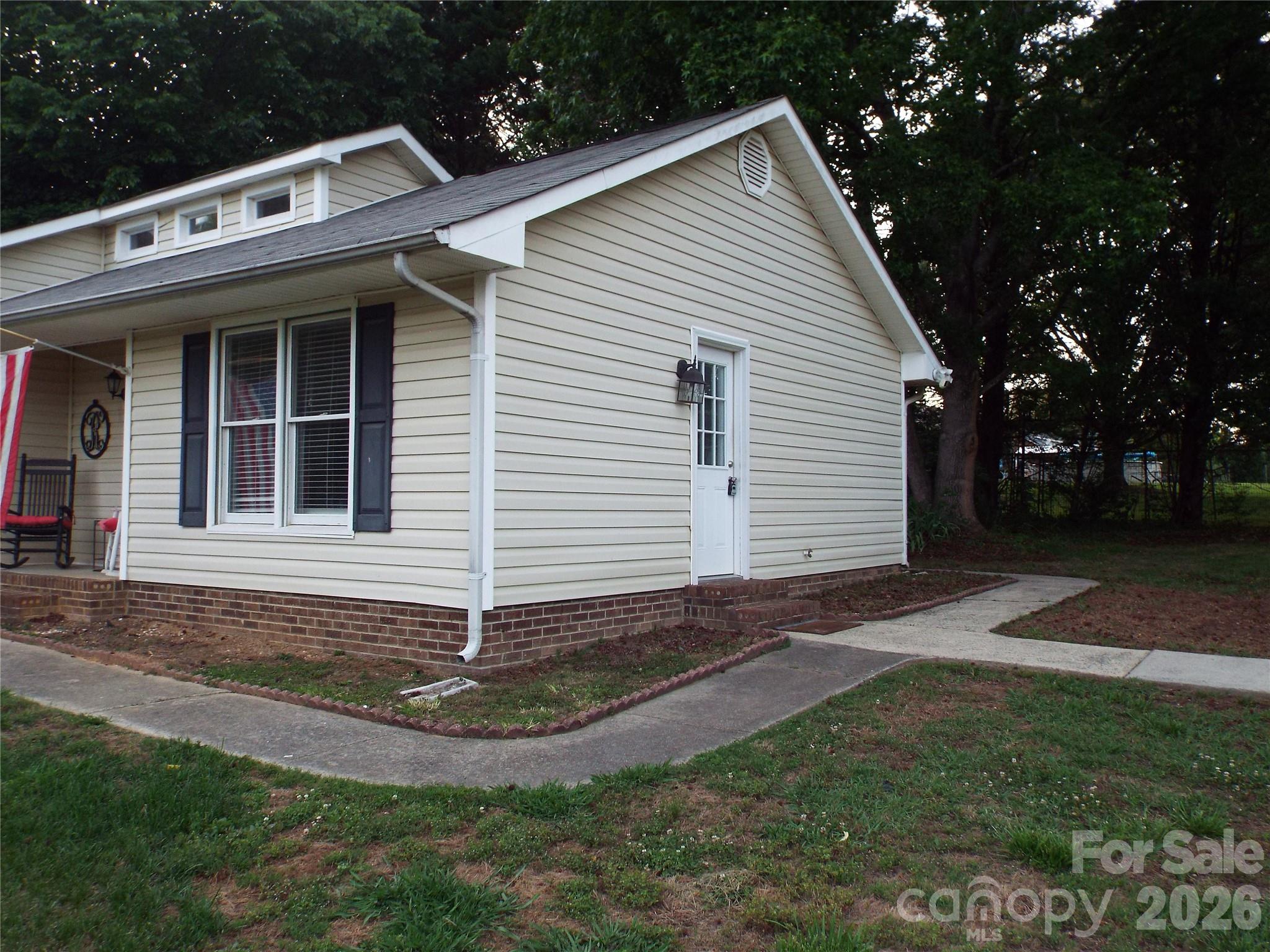 3120 Basilwood Circle — Monroe