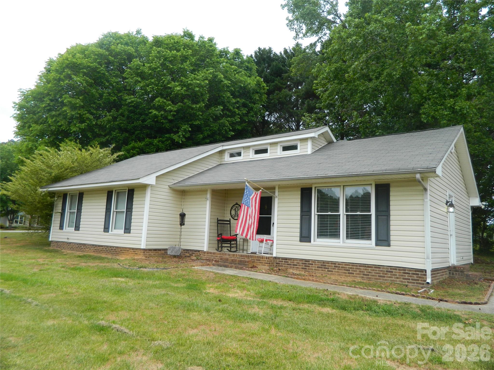 3120 Basilwood Circle — Monroe
