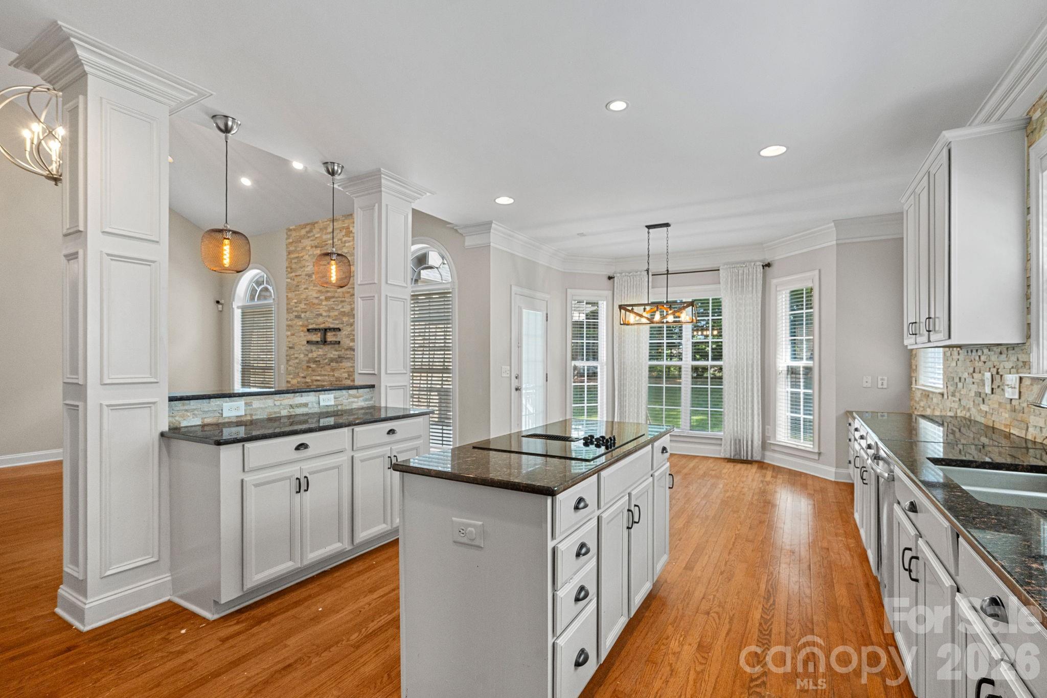 11215 Warfield Avenue — Huntersville