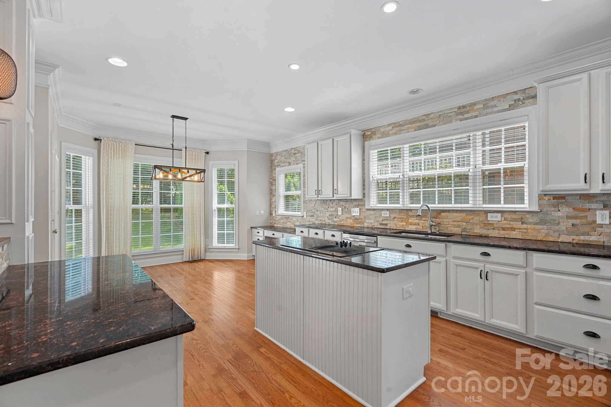 11215 Warfield Avenue — Huntersville