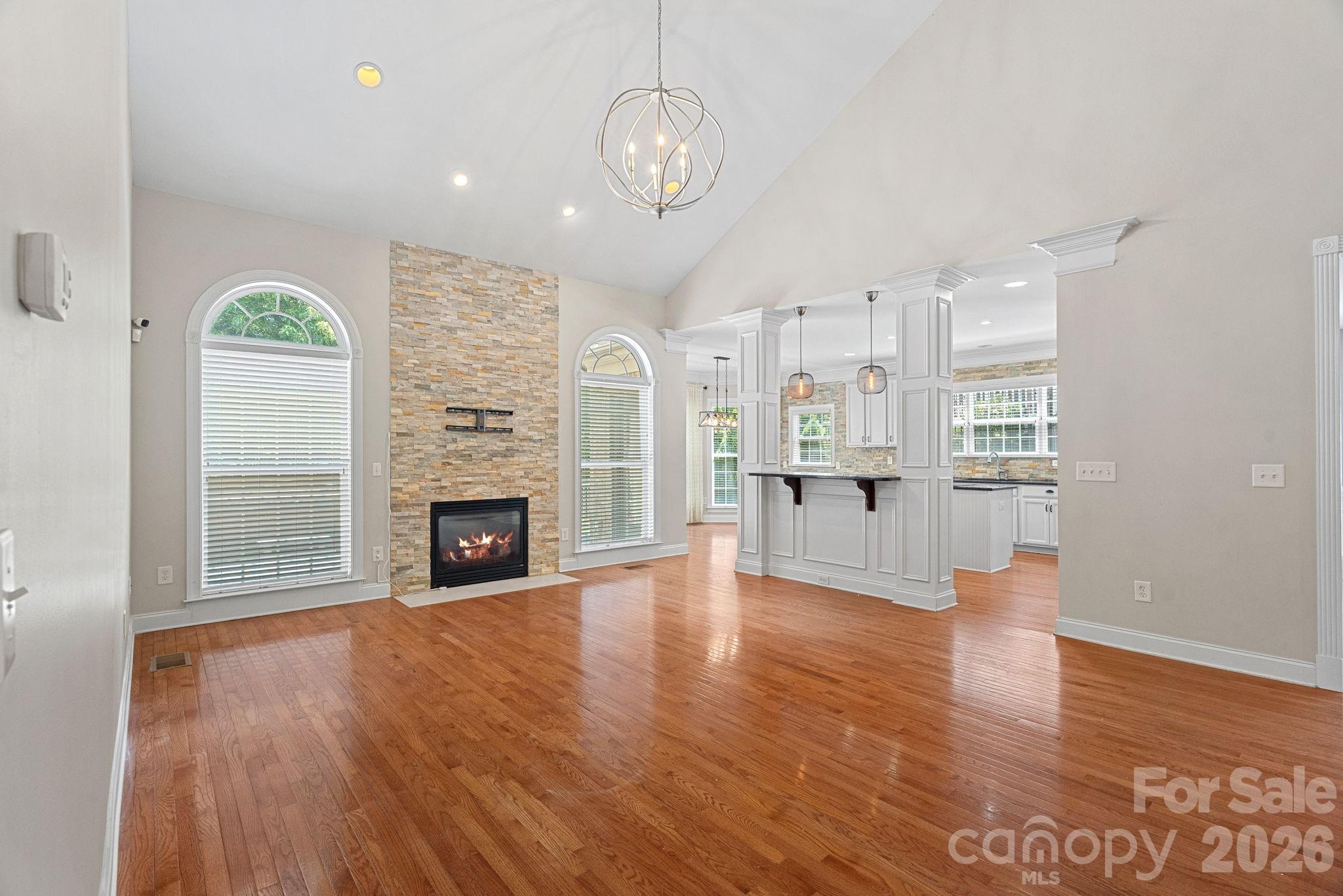 11215 Warfield Avenue — Huntersville