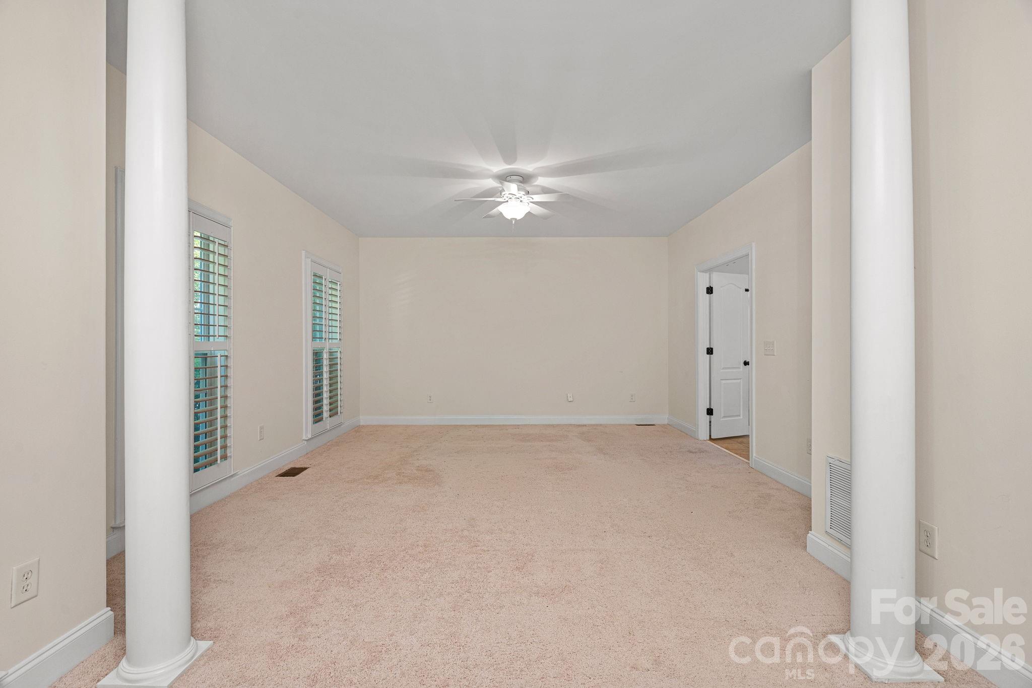 11215 Warfield Avenue — Huntersville