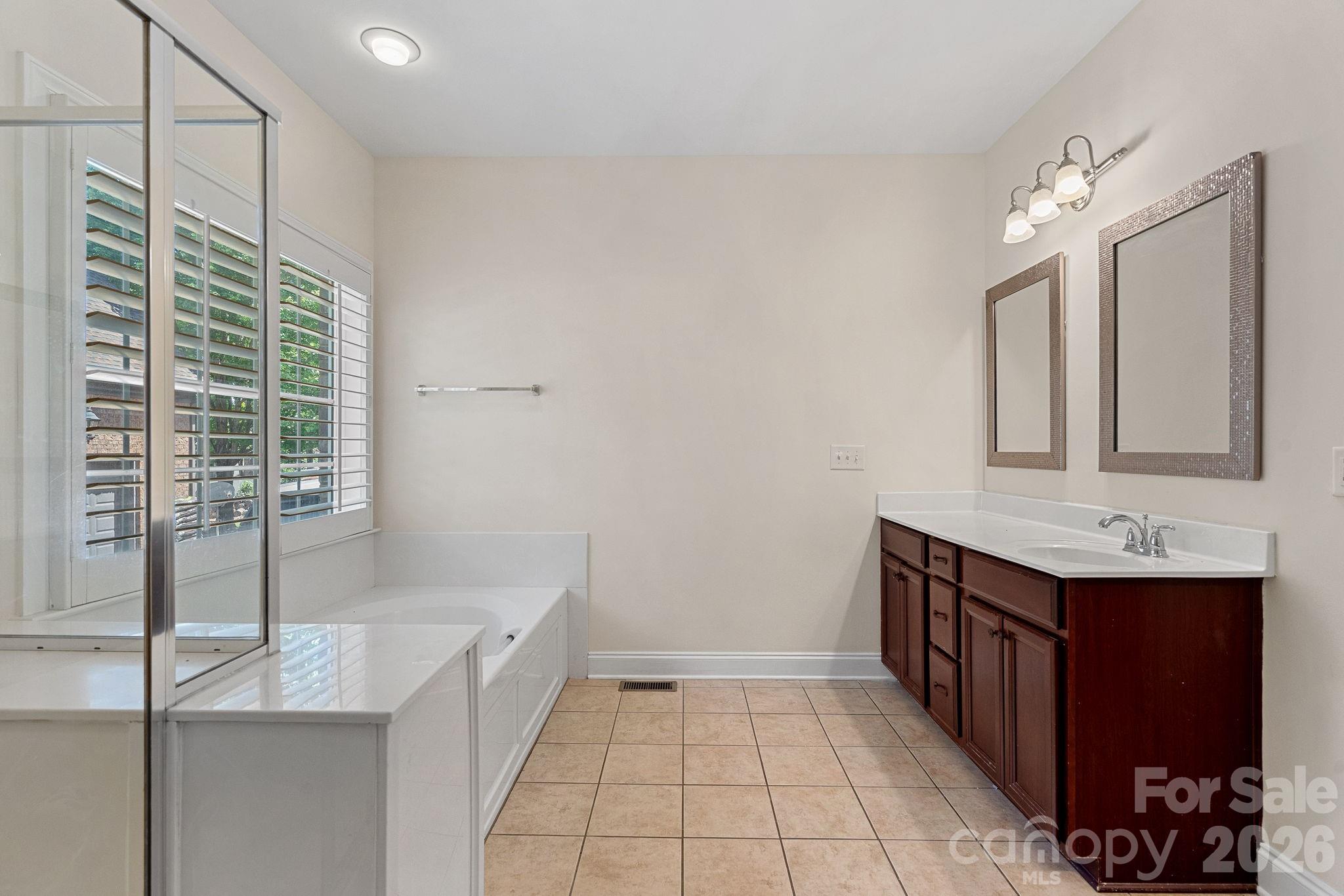11215 Warfield Avenue — Huntersville