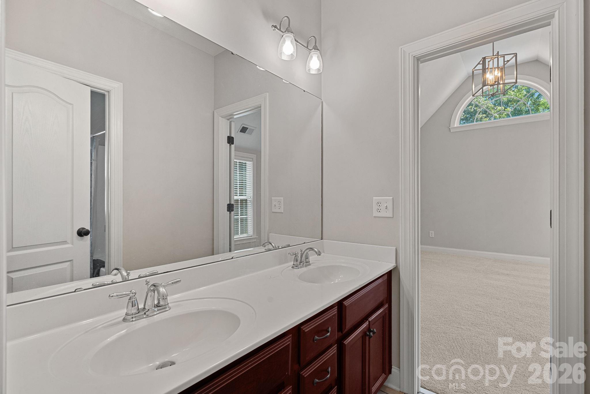 11215 Warfield Avenue — Huntersville