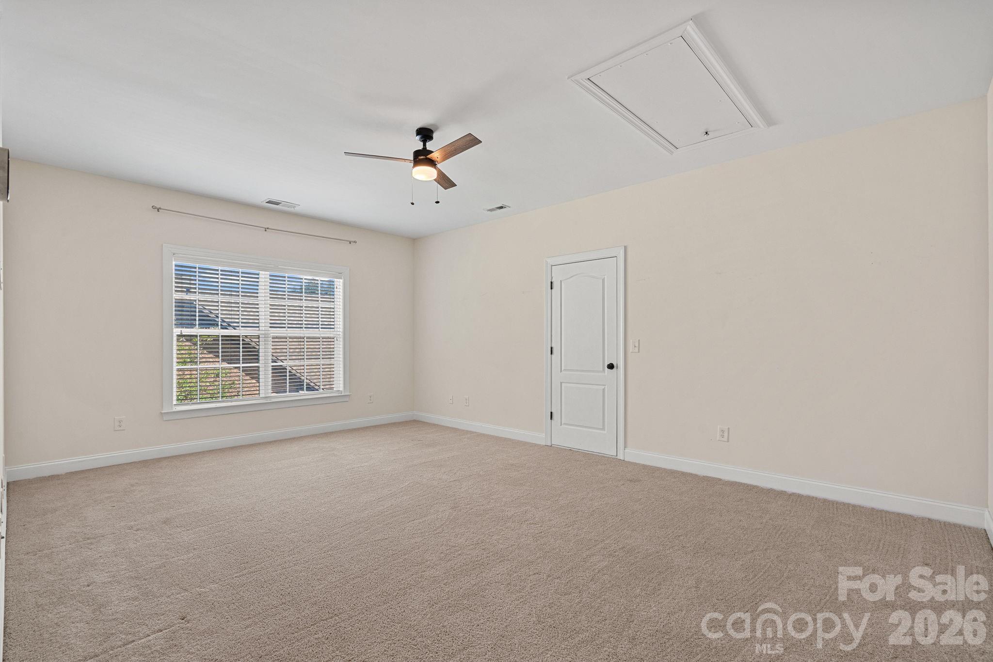 11215 Warfield Avenue — Huntersville