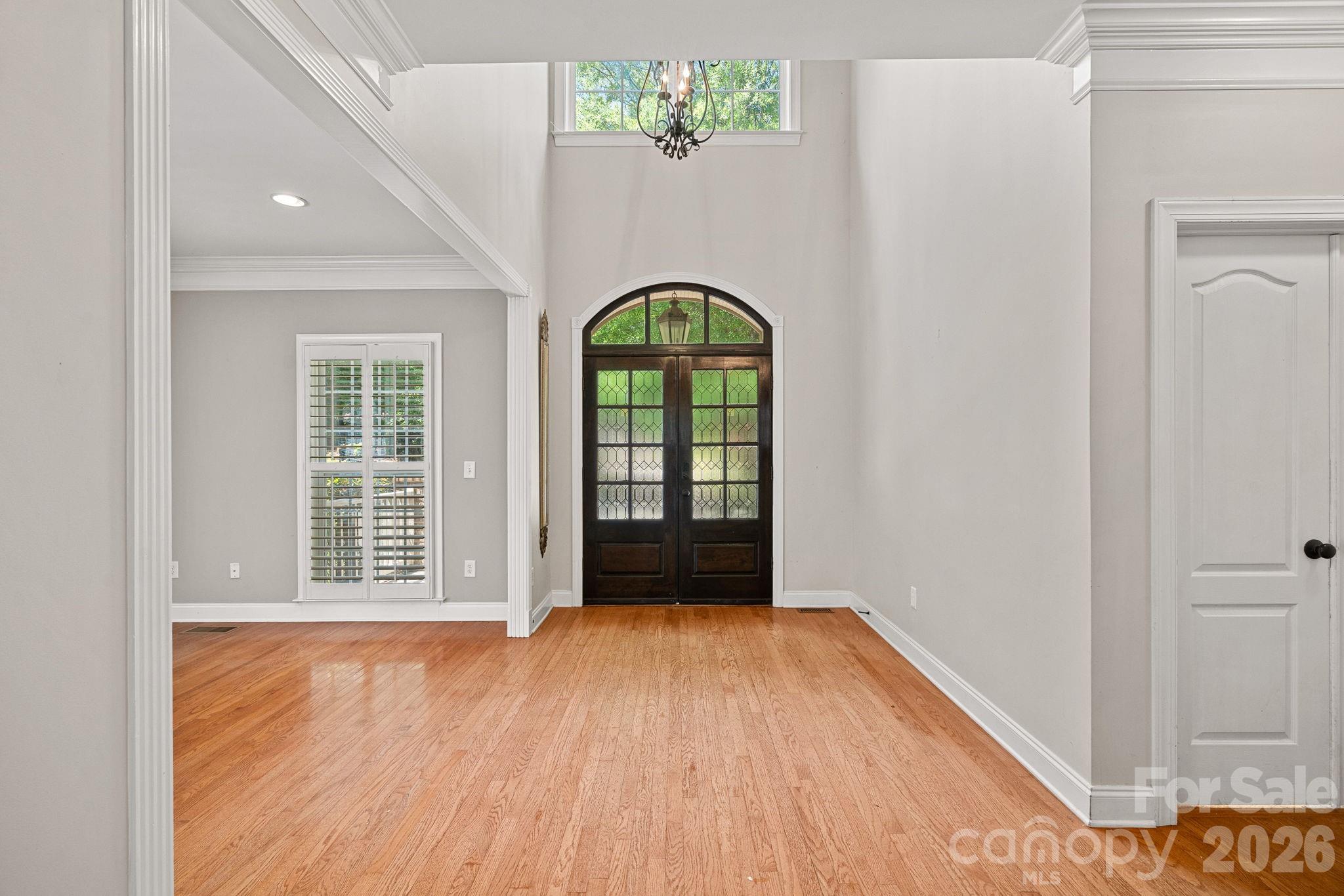 11215 Warfield Avenue — Huntersville