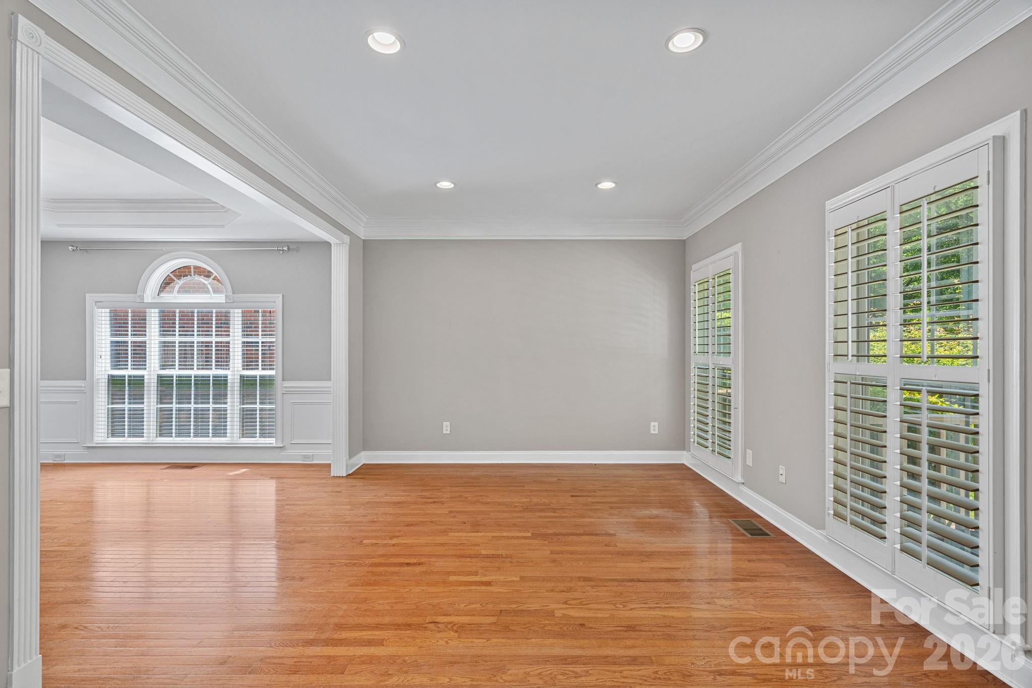 11215 Warfield Avenue — Huntersville