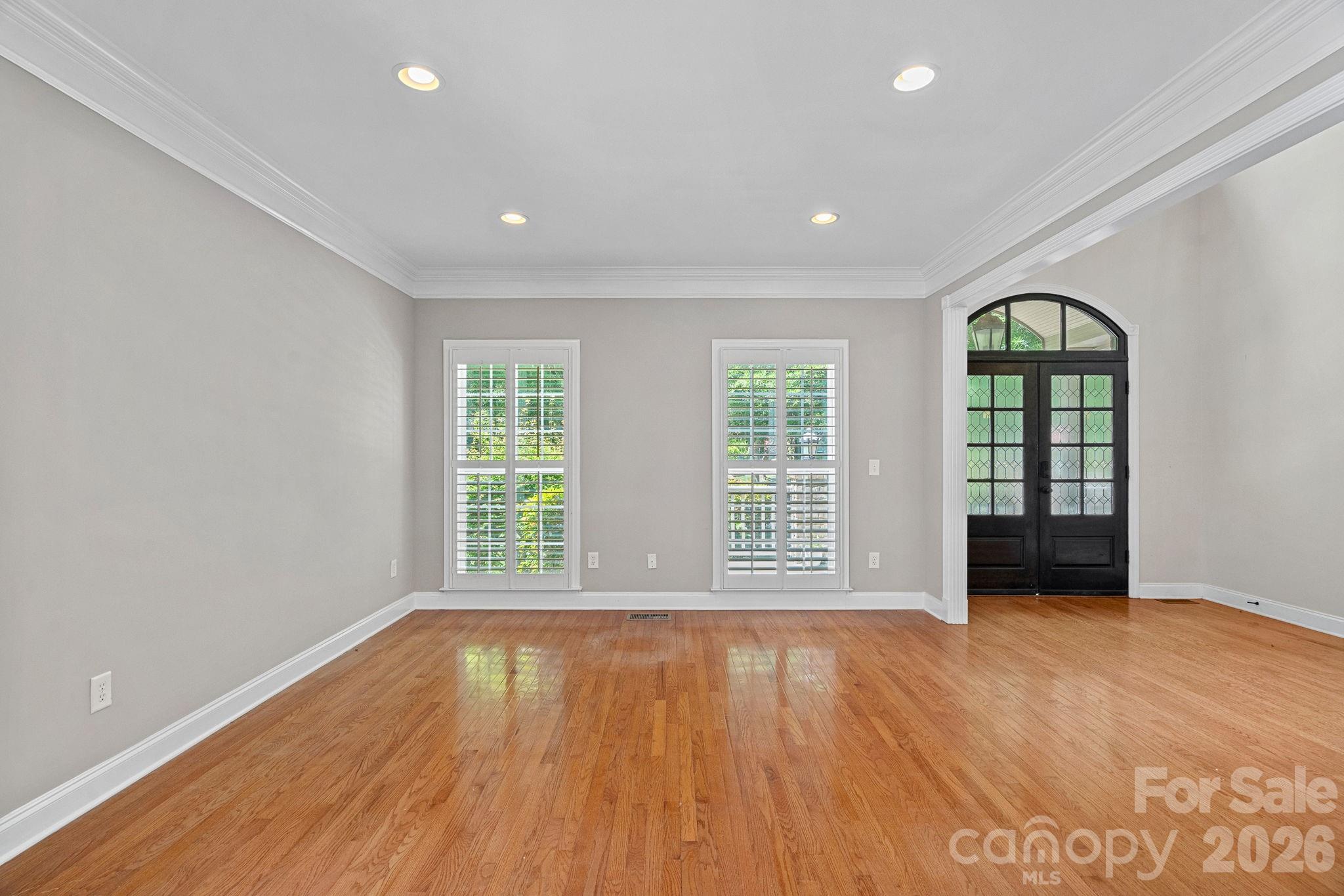 11215 Warfield Avenue — Huntersville
