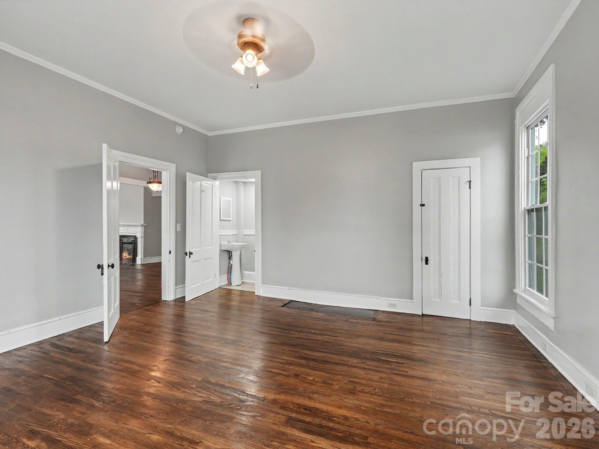 305 N White Street — Lancaster