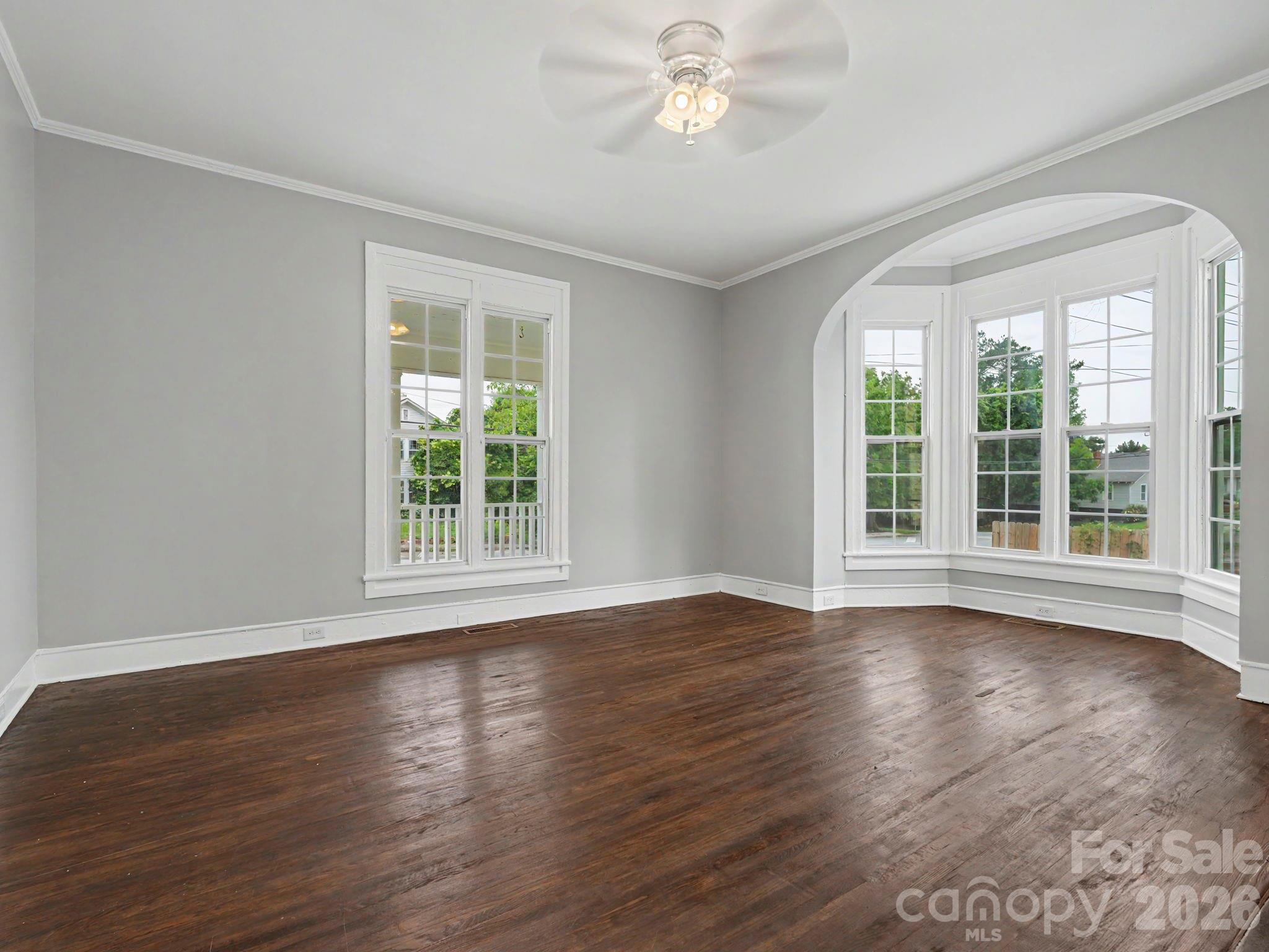 305 N White Street — Lancaster