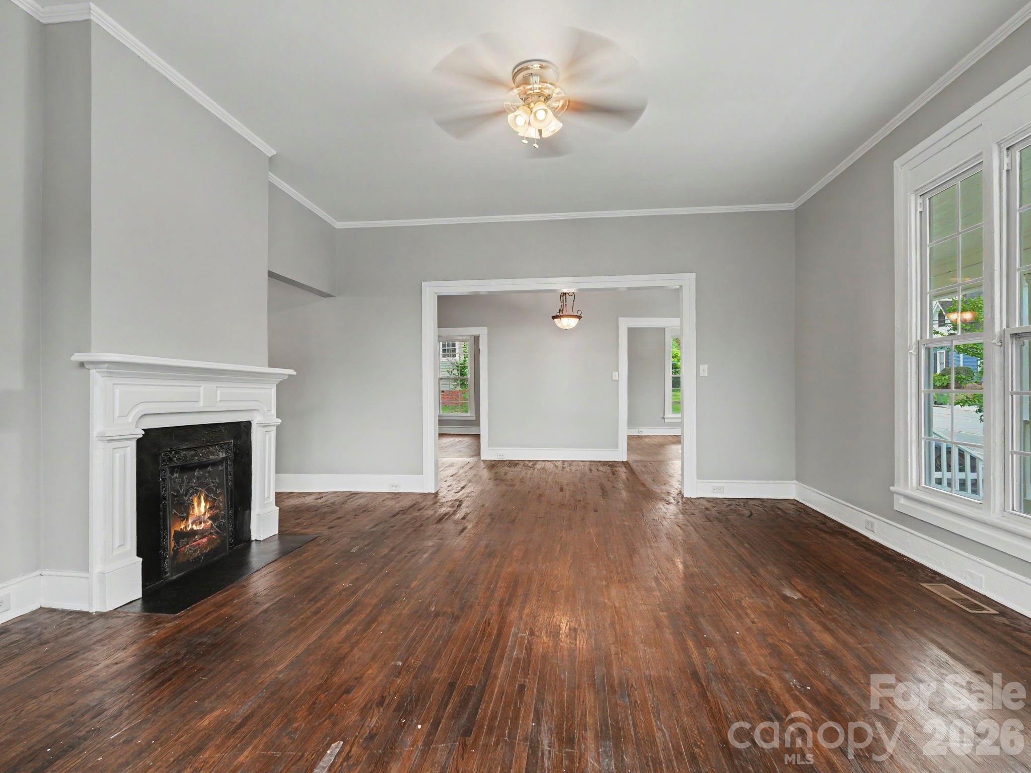 305 N White Street — Lancaster