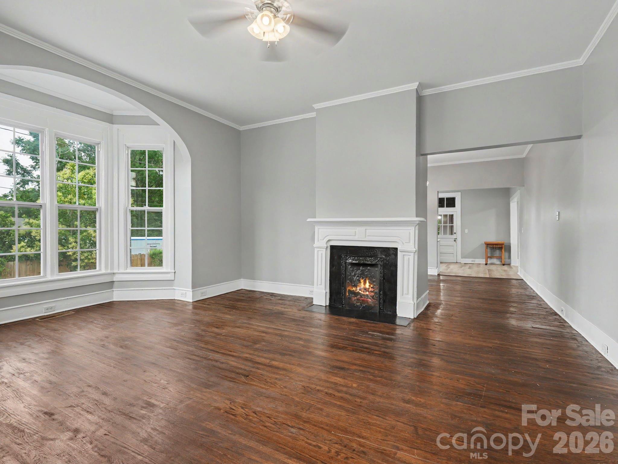 305 N White Street — Lancaster