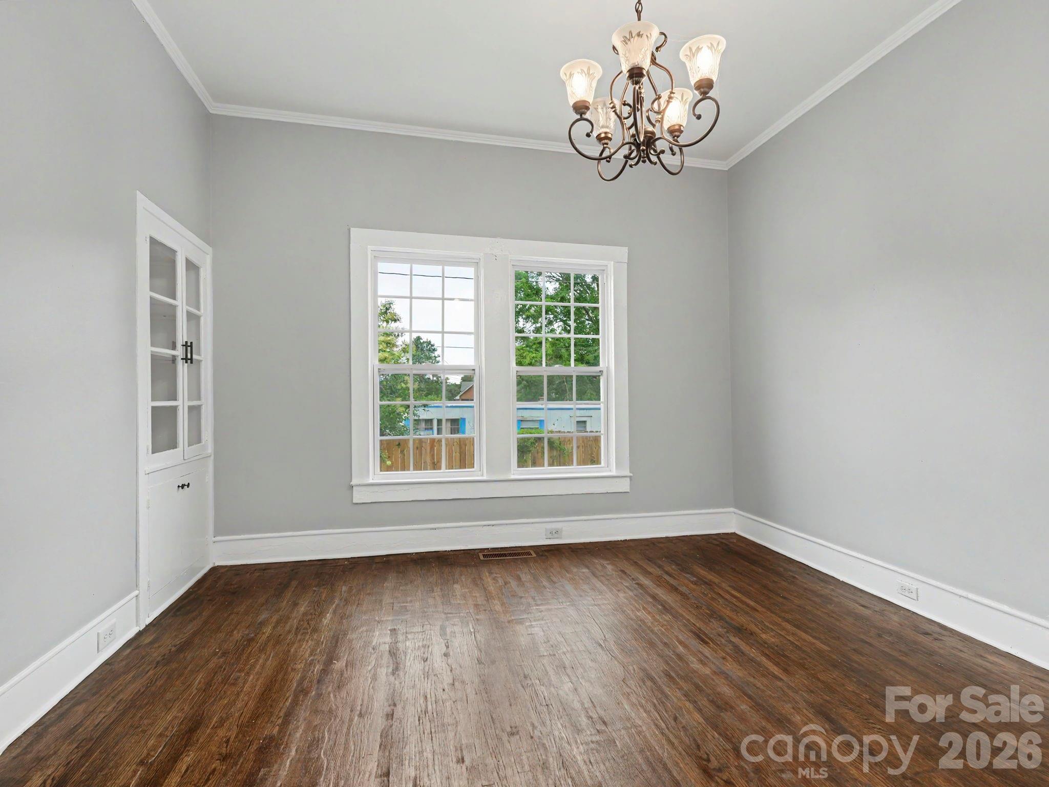 305 N White Street — Lancaster