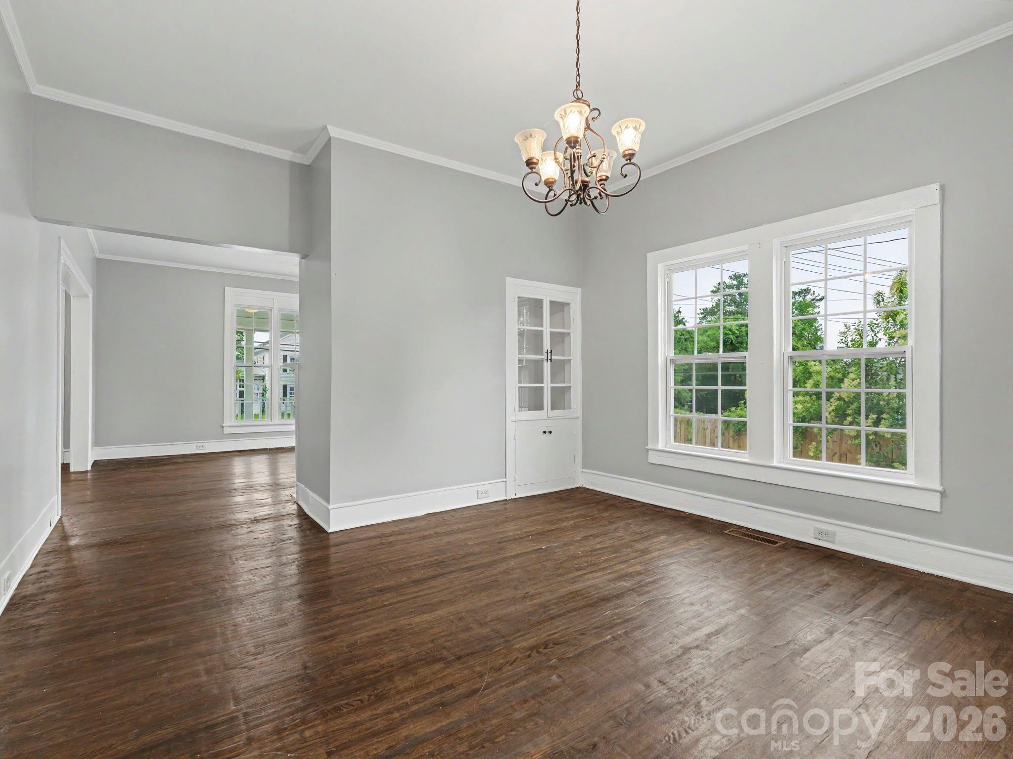 305 N White Street — Lancaster