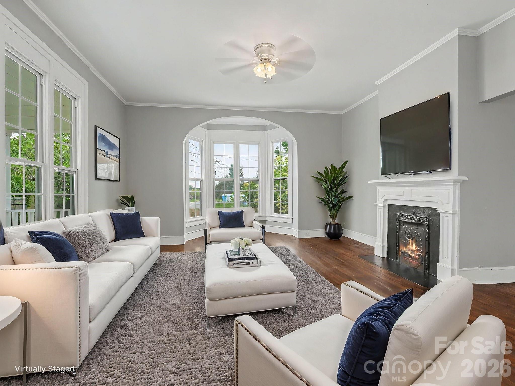 305 N White Street — Lancaster