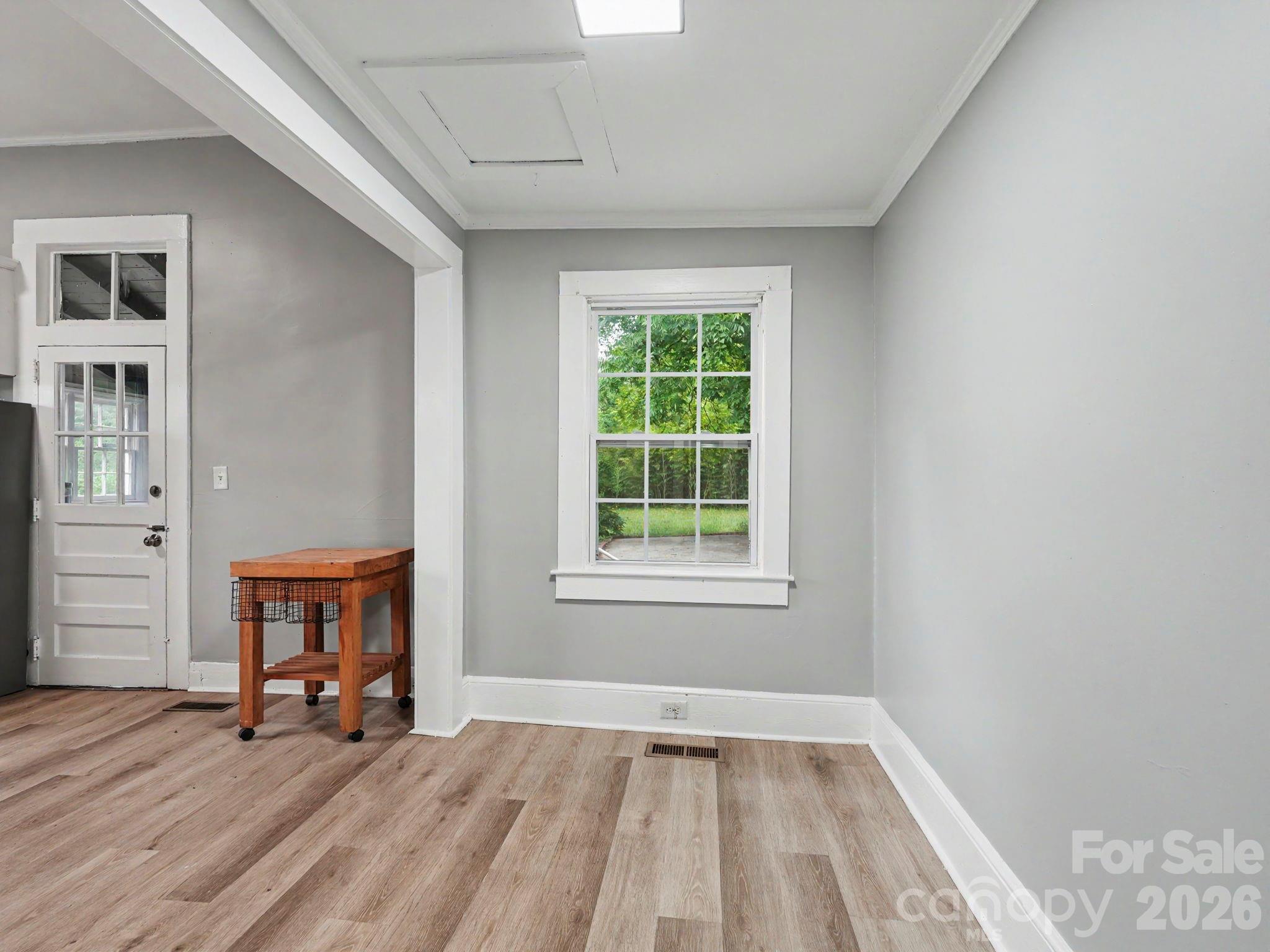 305 N White Street — Lancaster