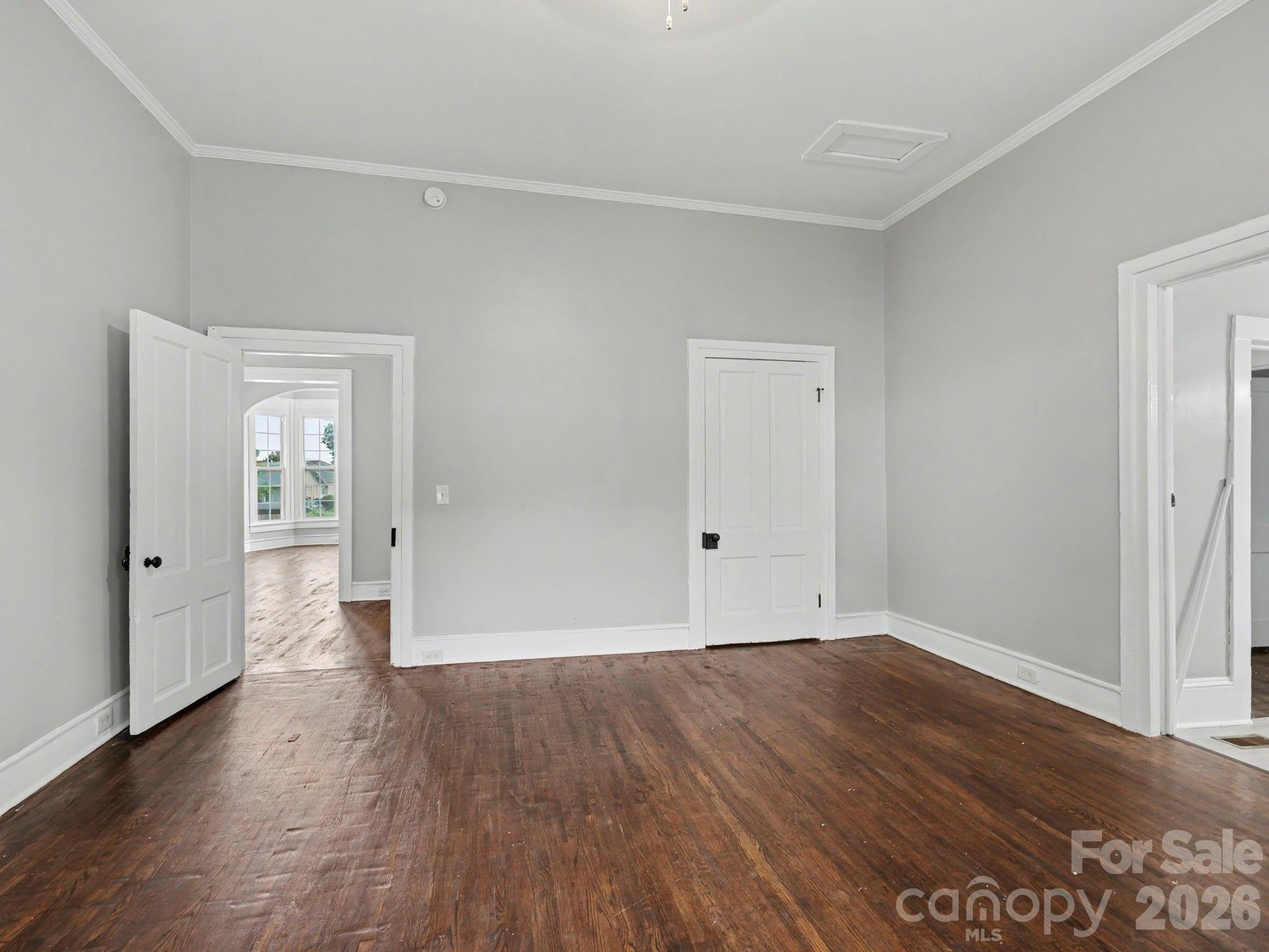 305 N White Street — Lancaster