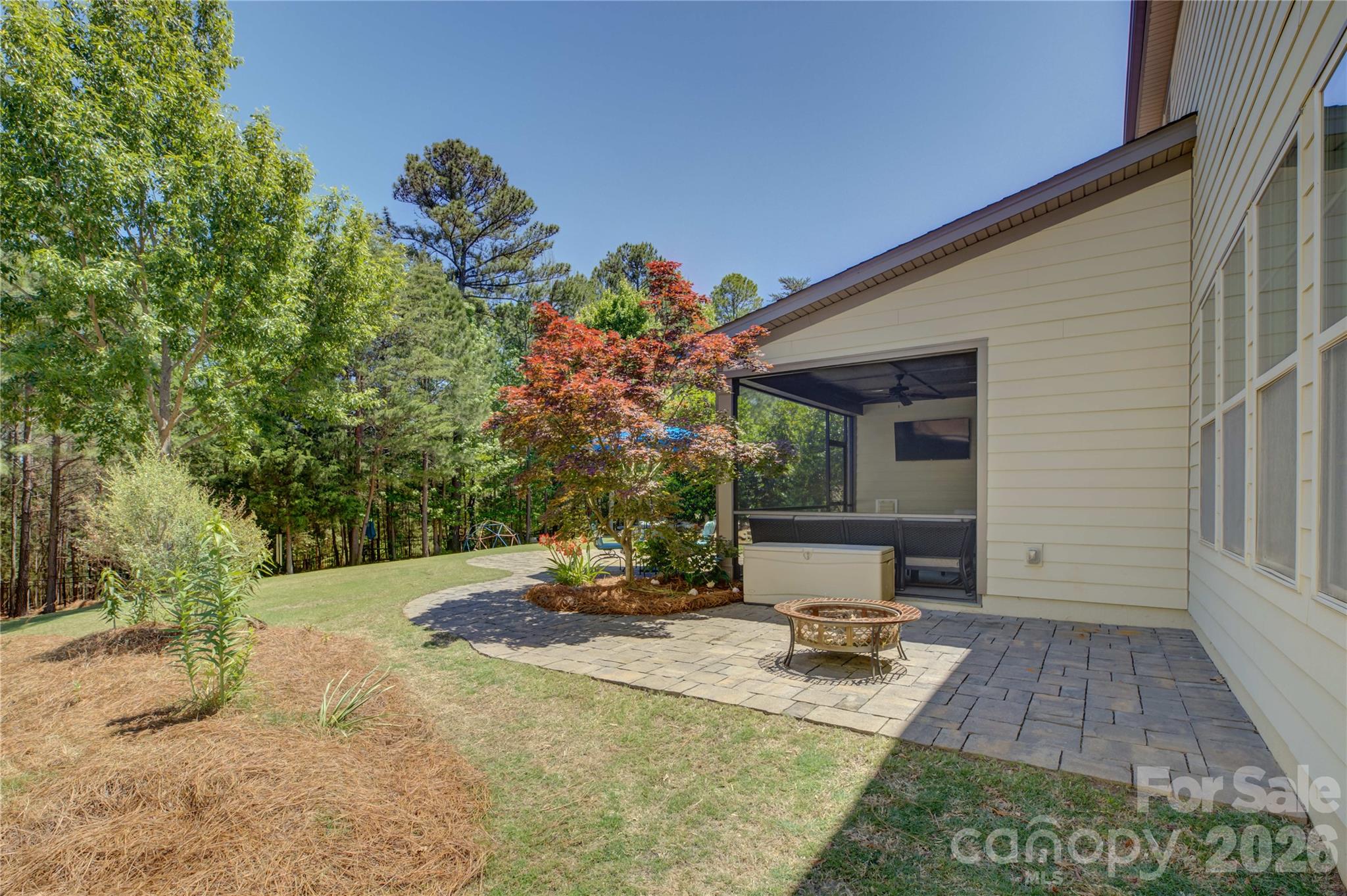 15420 Cimarron Hills Lane — Charlotte