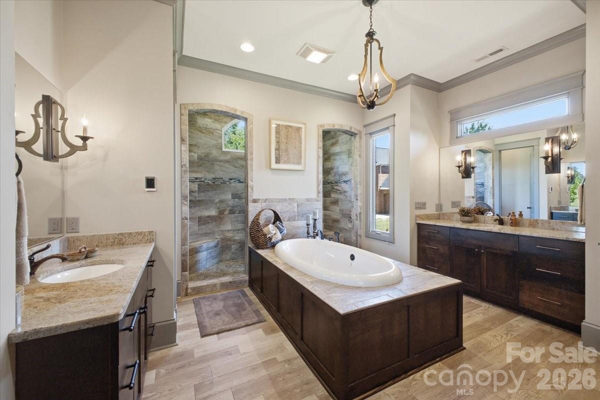 517 W CJ Thomas Road — Monroe