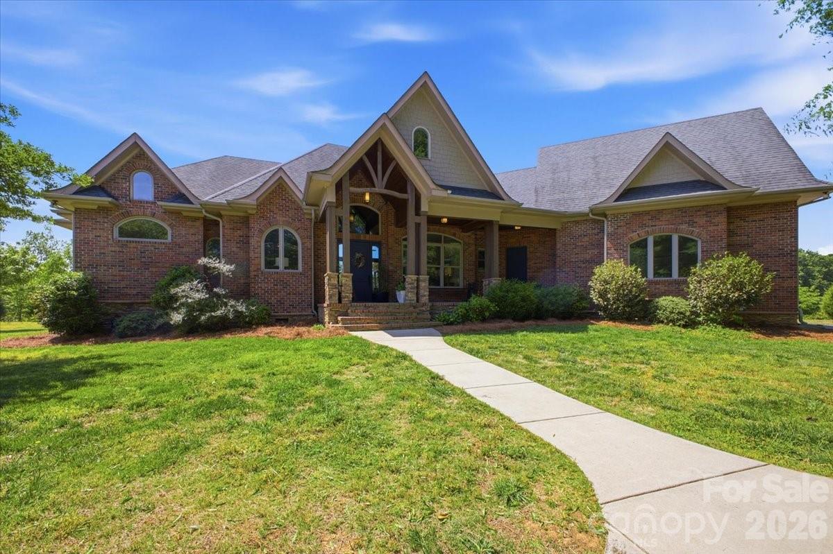 517 W CJ Thomas Road — Monroe