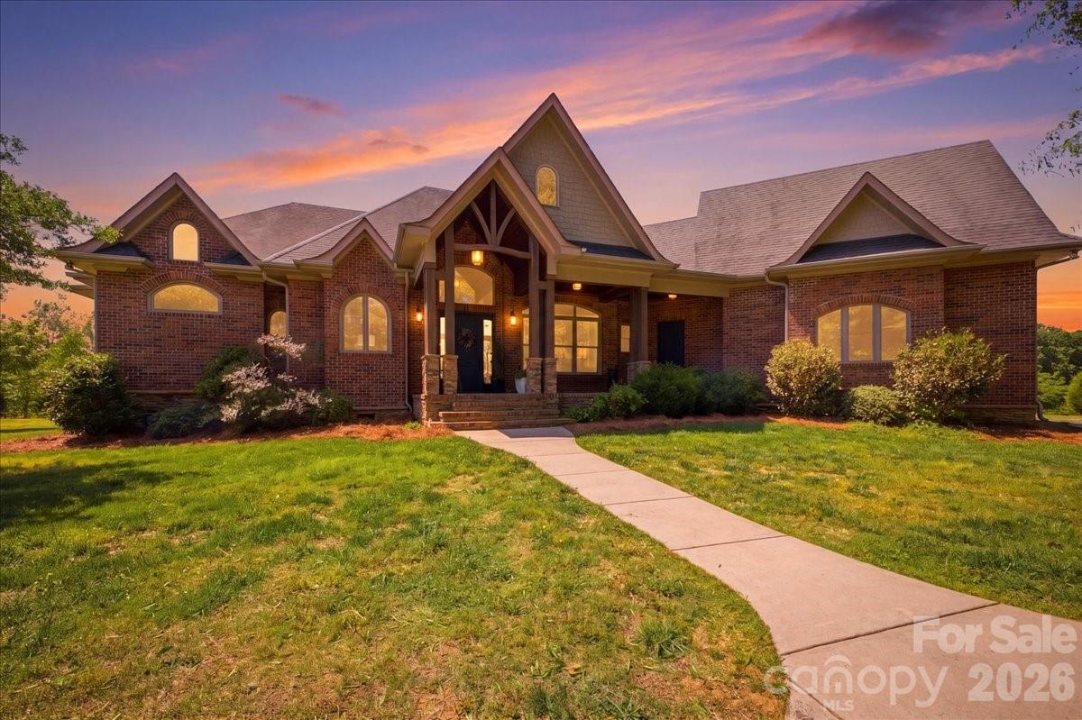517 W CJ Thomas Road — Monroe
