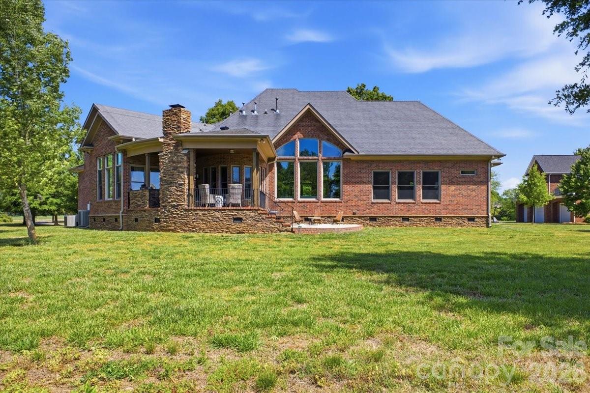 517 W CJ Thomas Road — Monroe