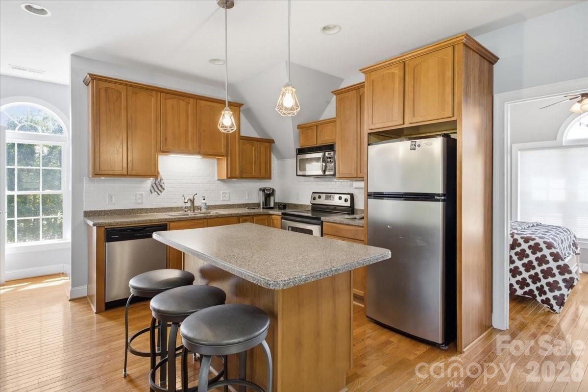 517 W CJ Thomas Road — Monroe