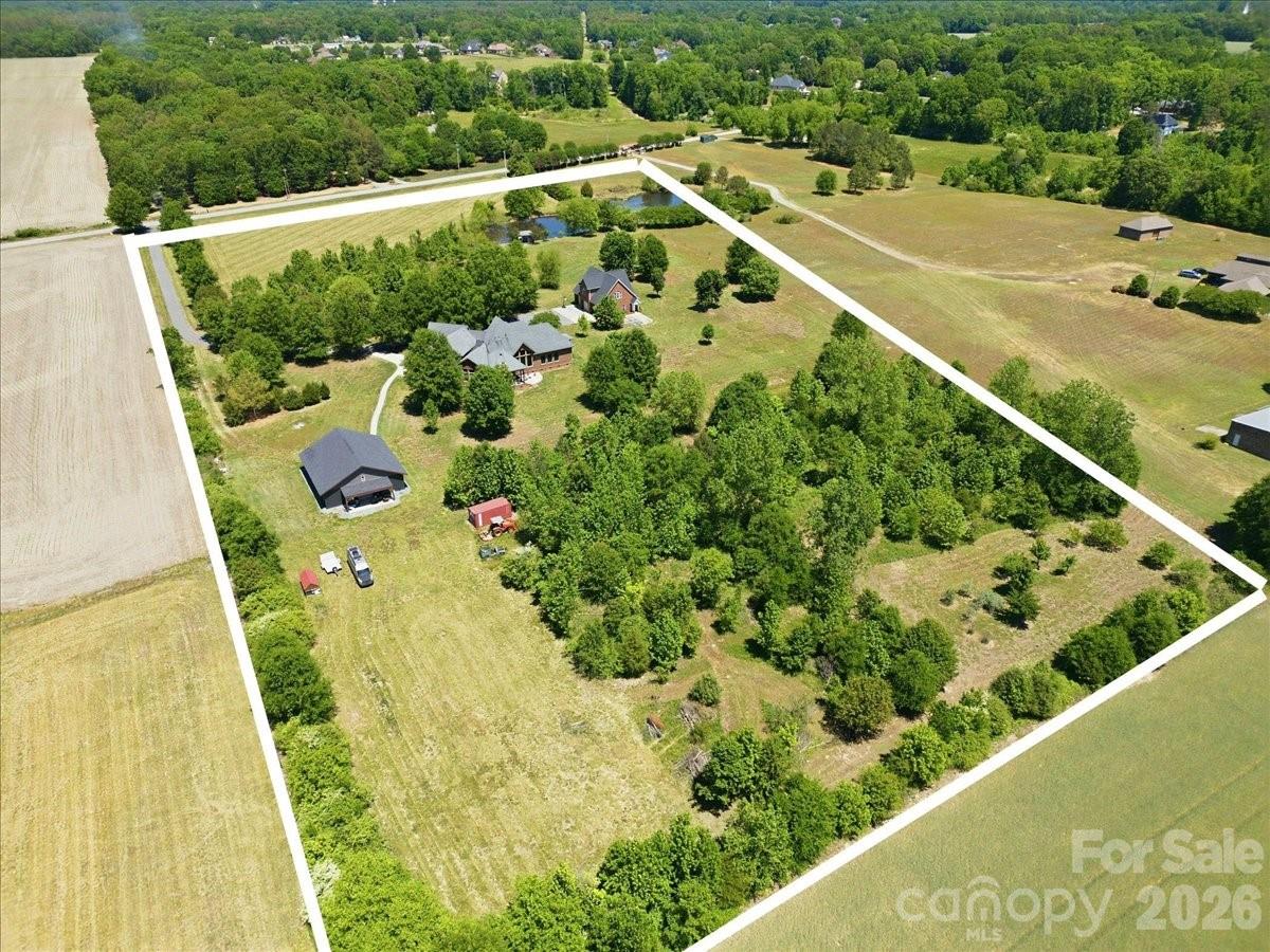 517 W CJ Thomas Road — Monroe