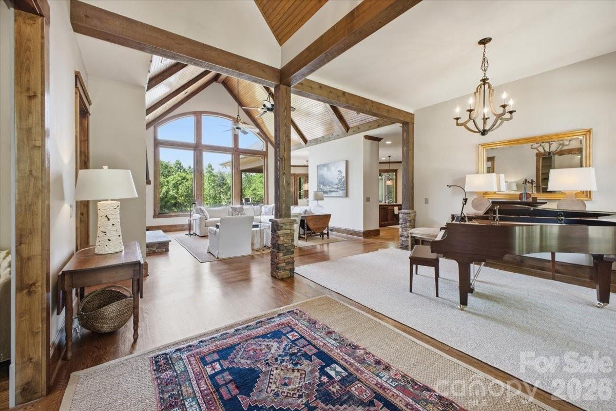 517 W CJ Thomas Road — Monroe
