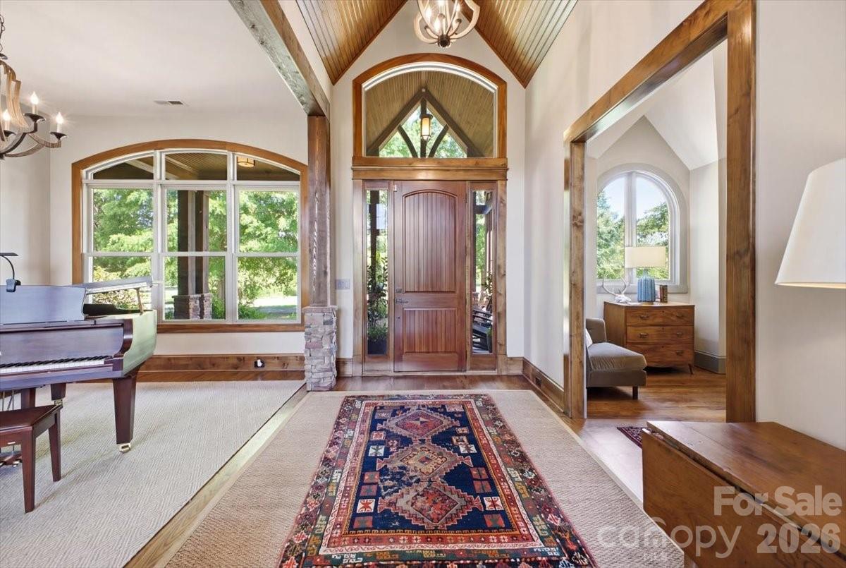 517 W CJ Thomas Road — Monroe