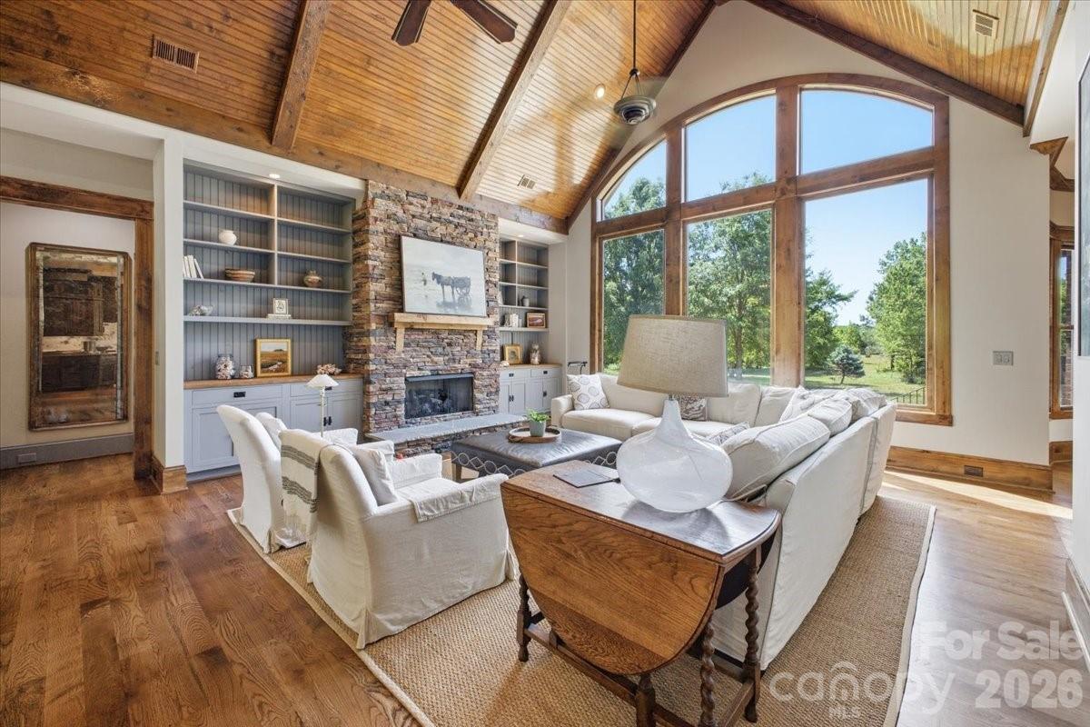 517 W CJ Thomas Road — Monroe