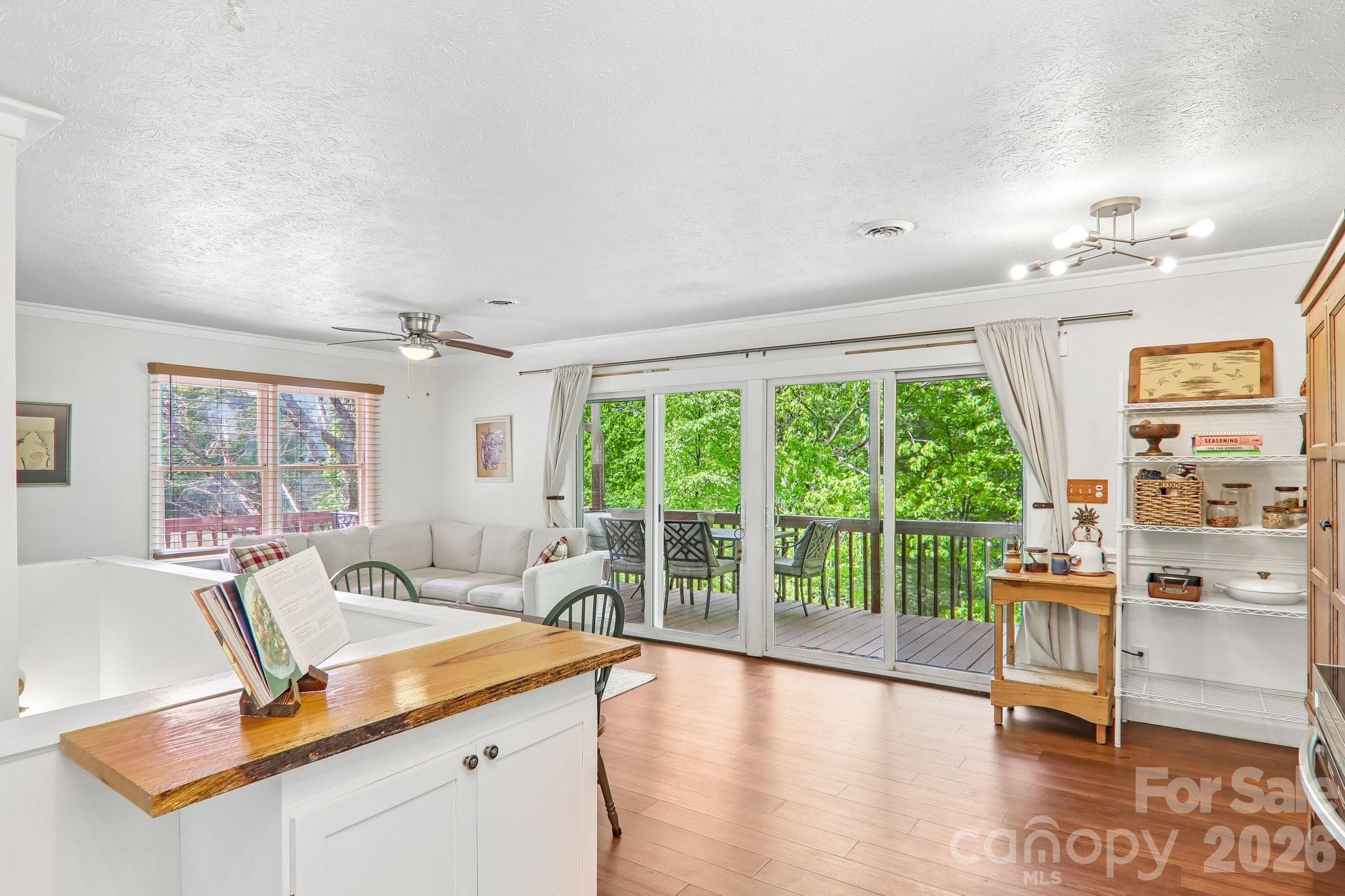 34 Lindsey Hill Lane — Zirconia