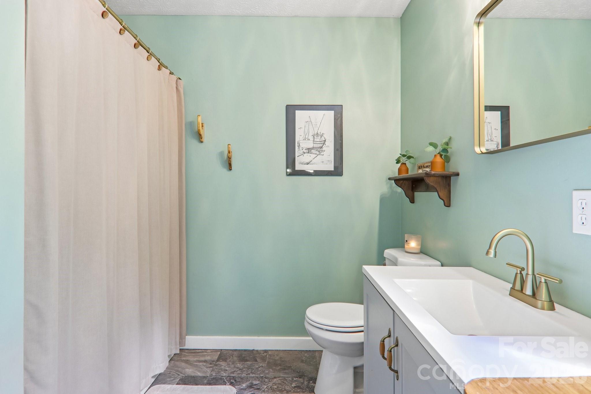 34 Lindsey Hill Lane — Zirconia