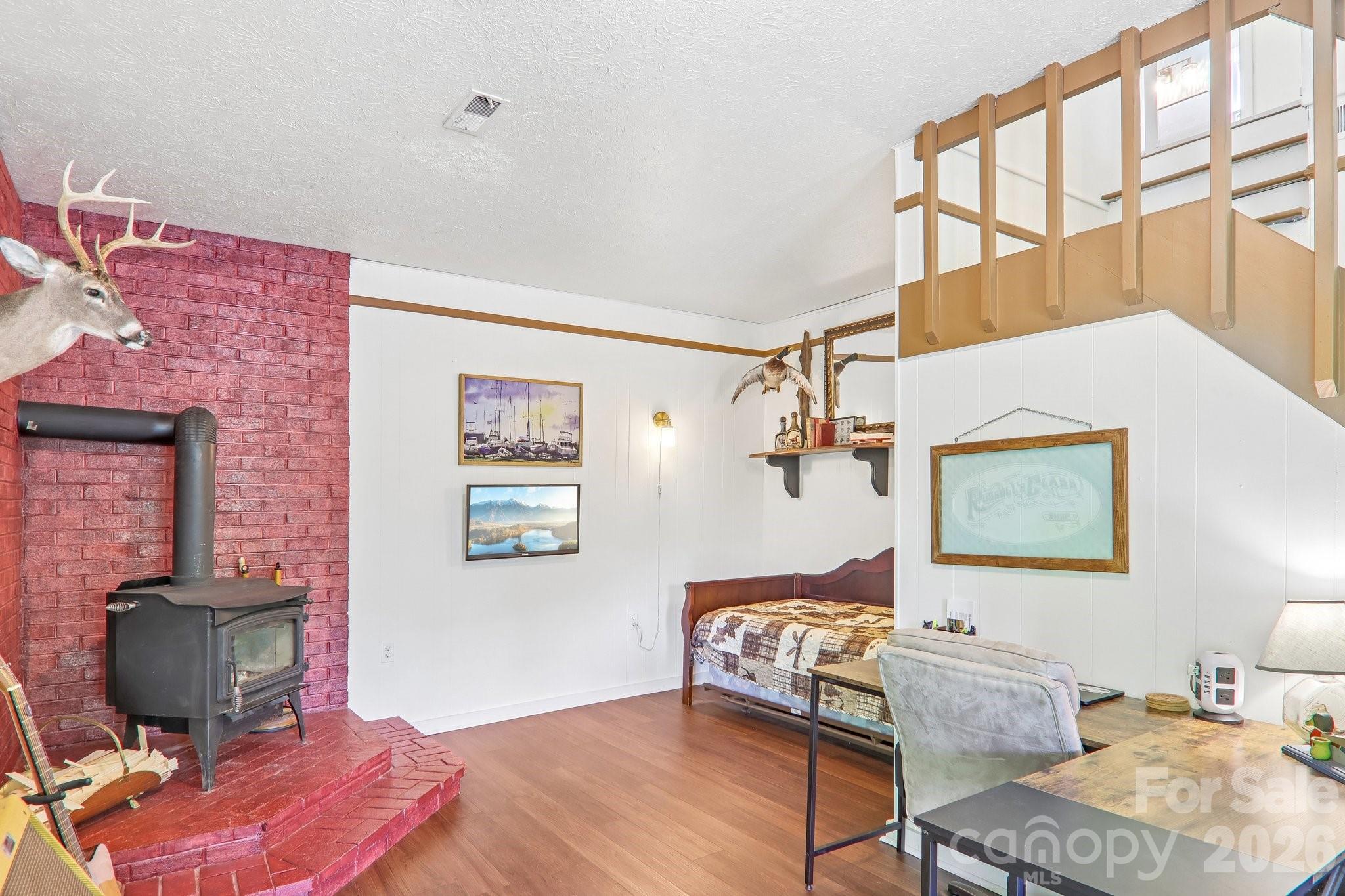34 Lindsey Hill Lane — Zirconia