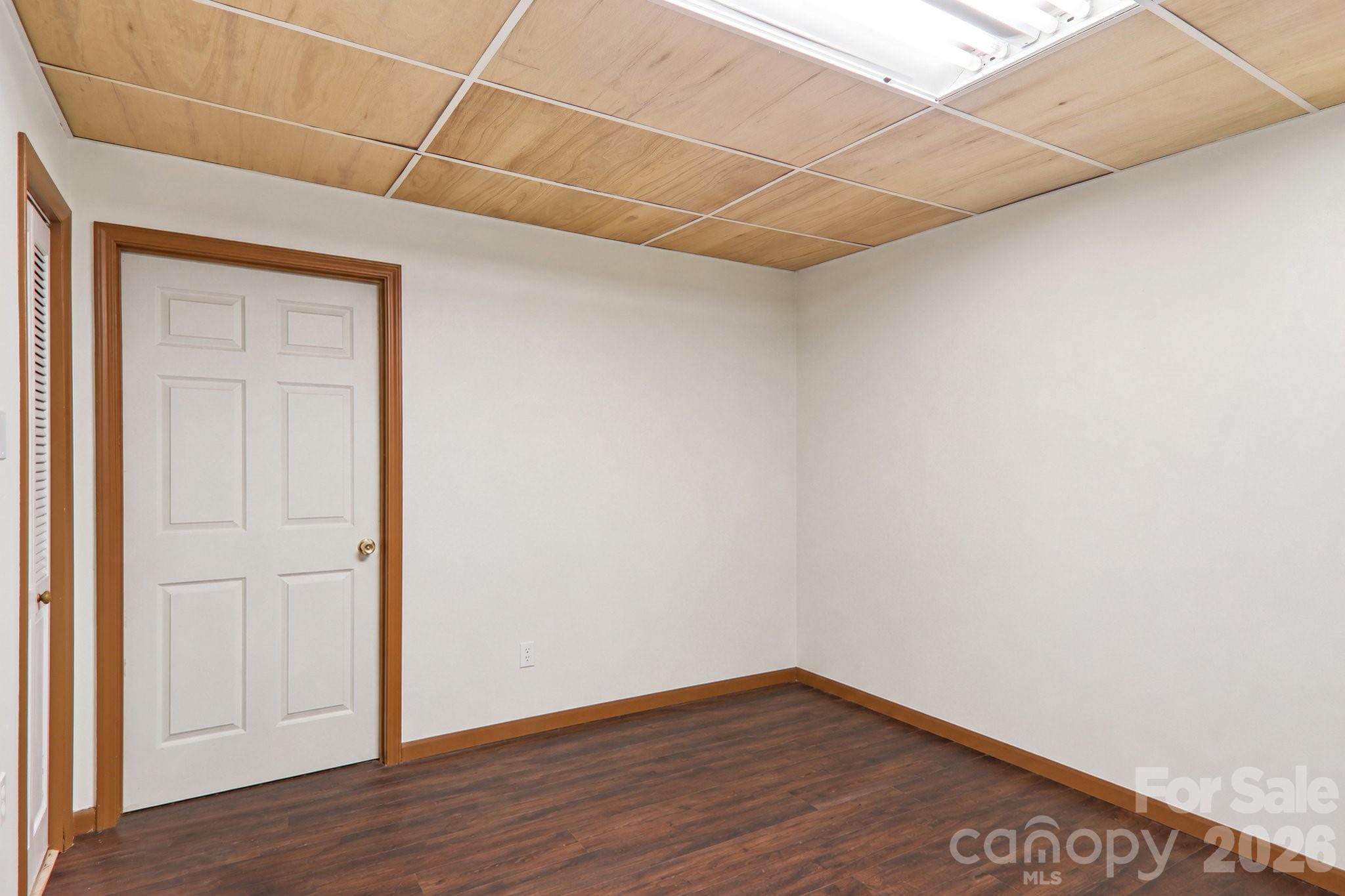 34 Lindsey Hill Lane — Zirconia