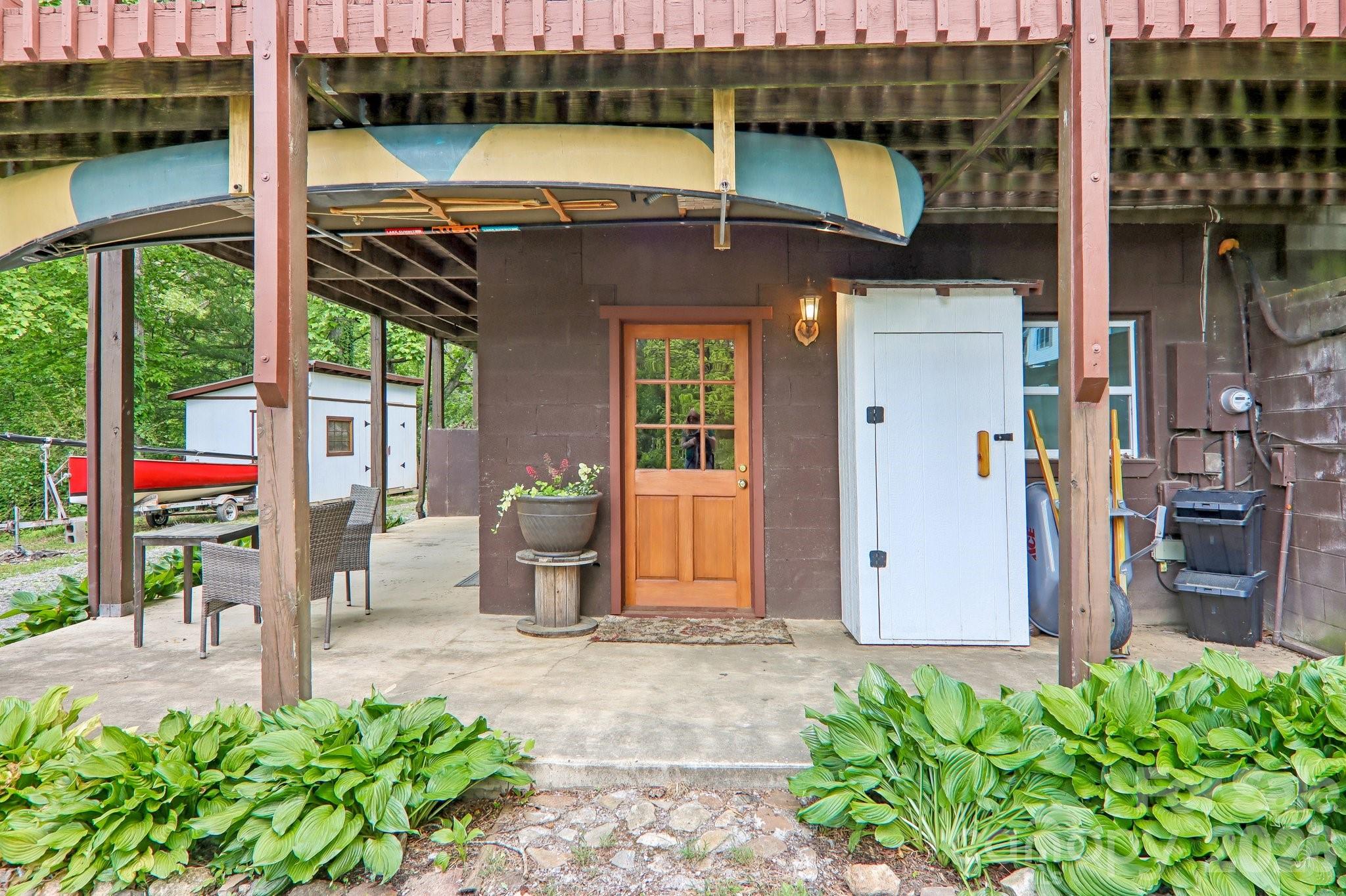 34 Lindsey Hill Lane — Zirconia