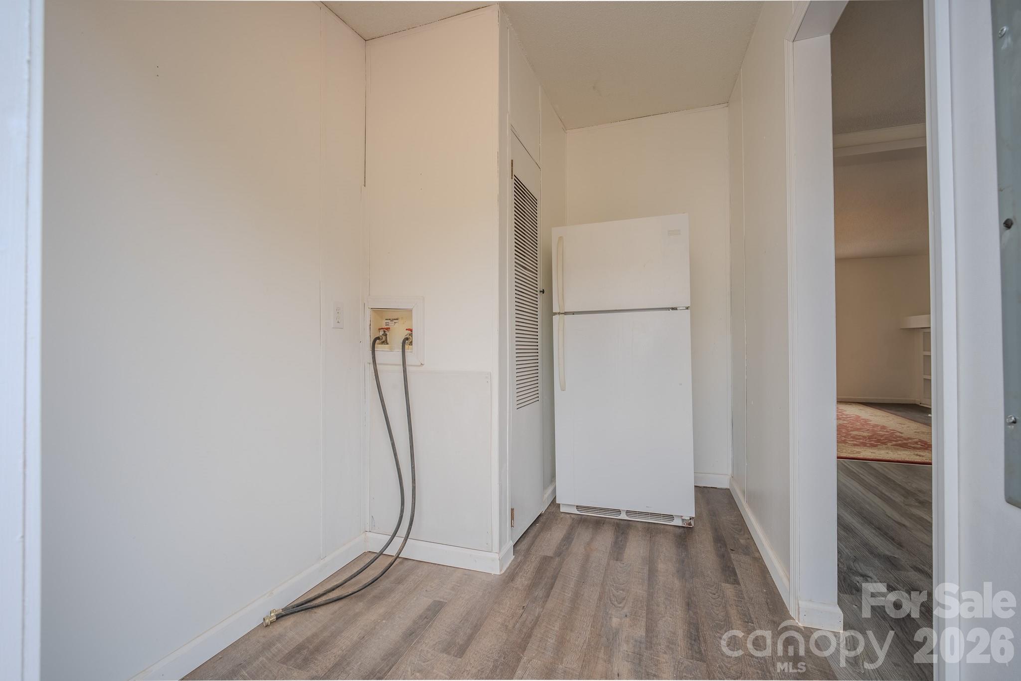 2932 23rd Avenue NE — Hickory