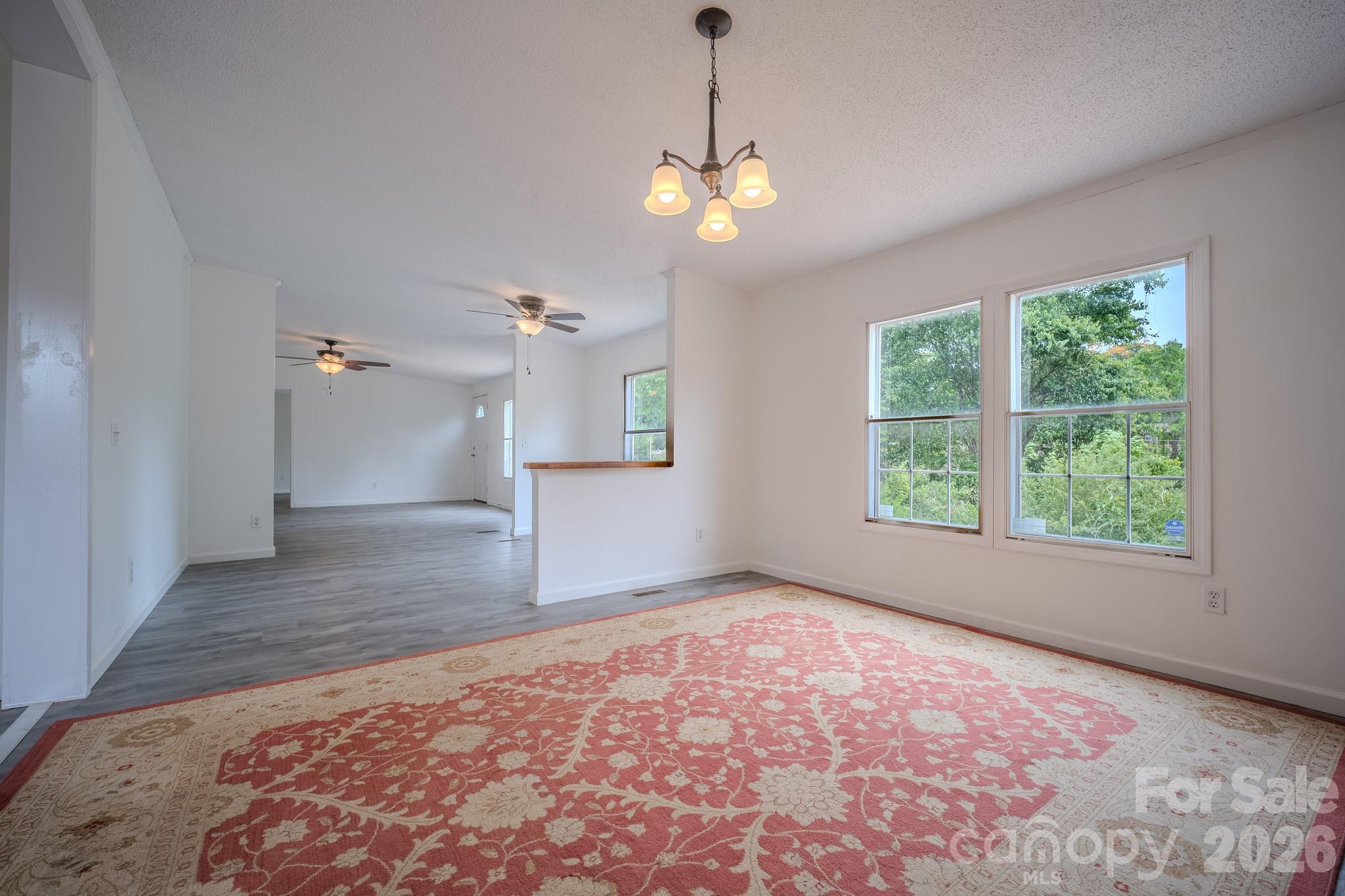 2932 23rd Avenue NE — Hickory