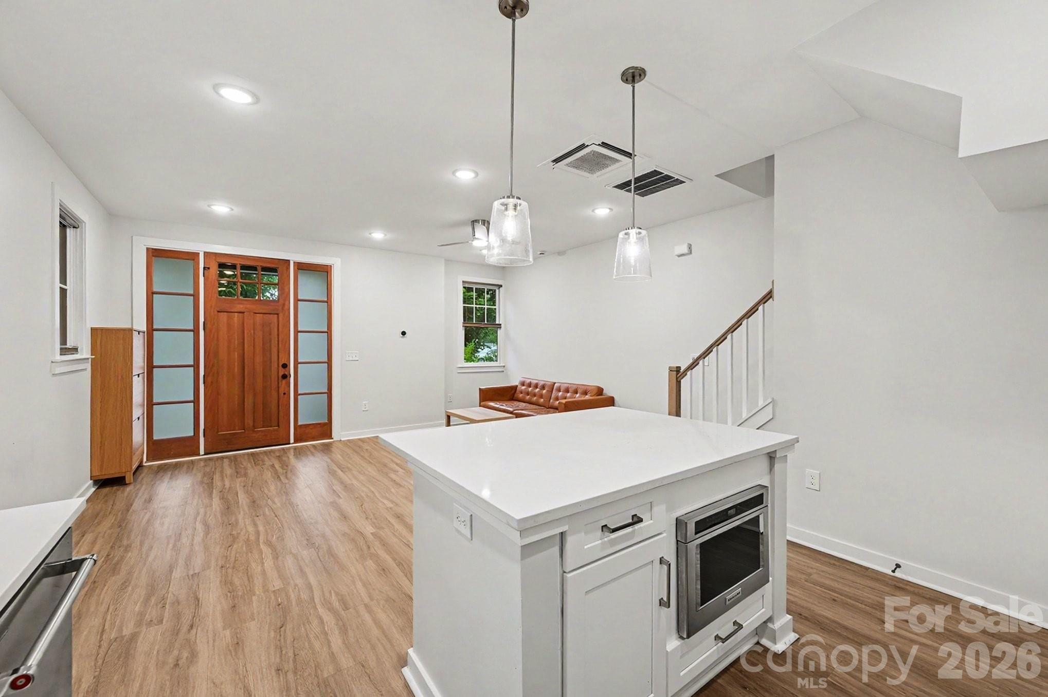 345 East Boulevard — Charlotte