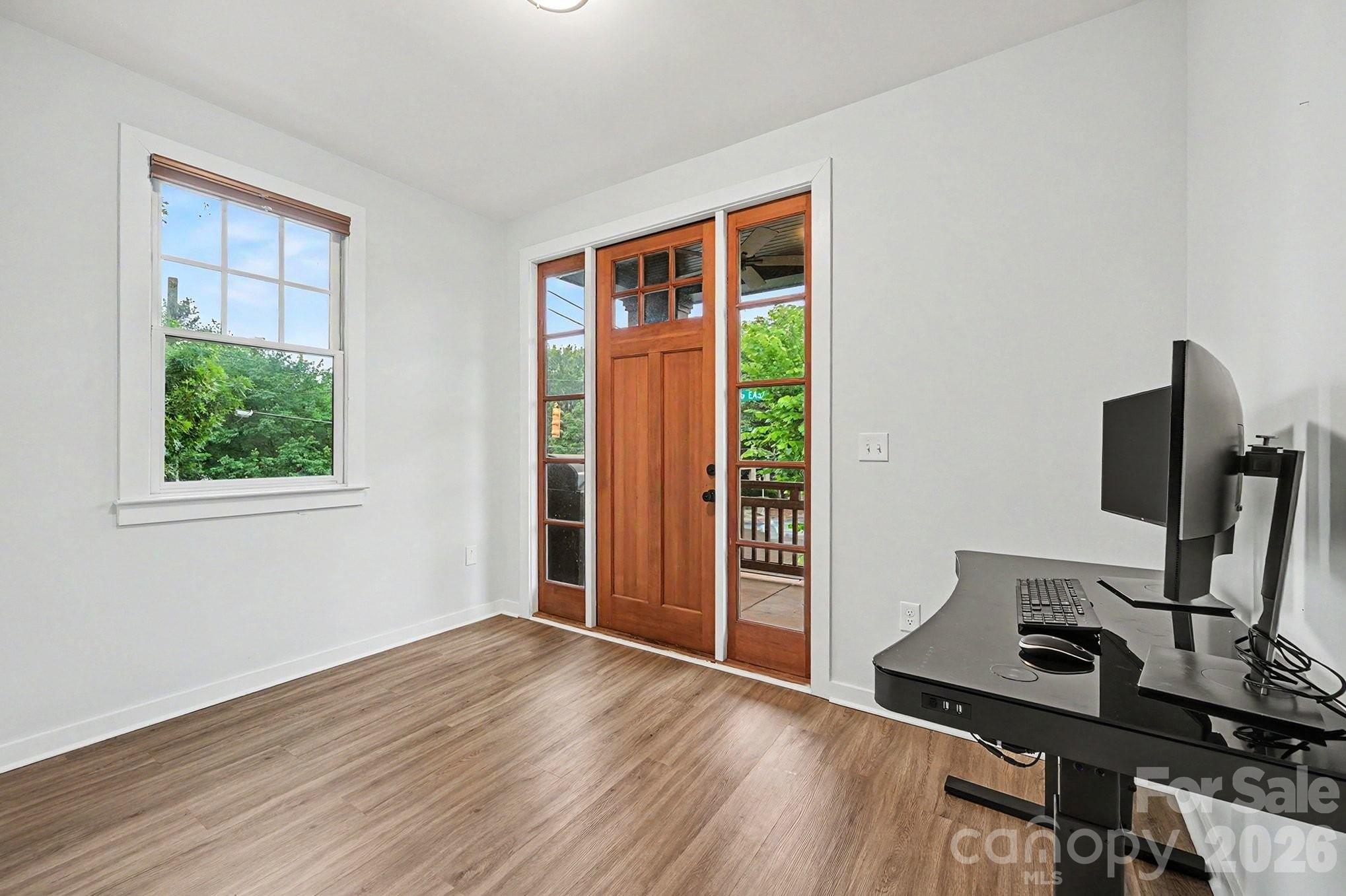 345 East Boulevard — Charlotte