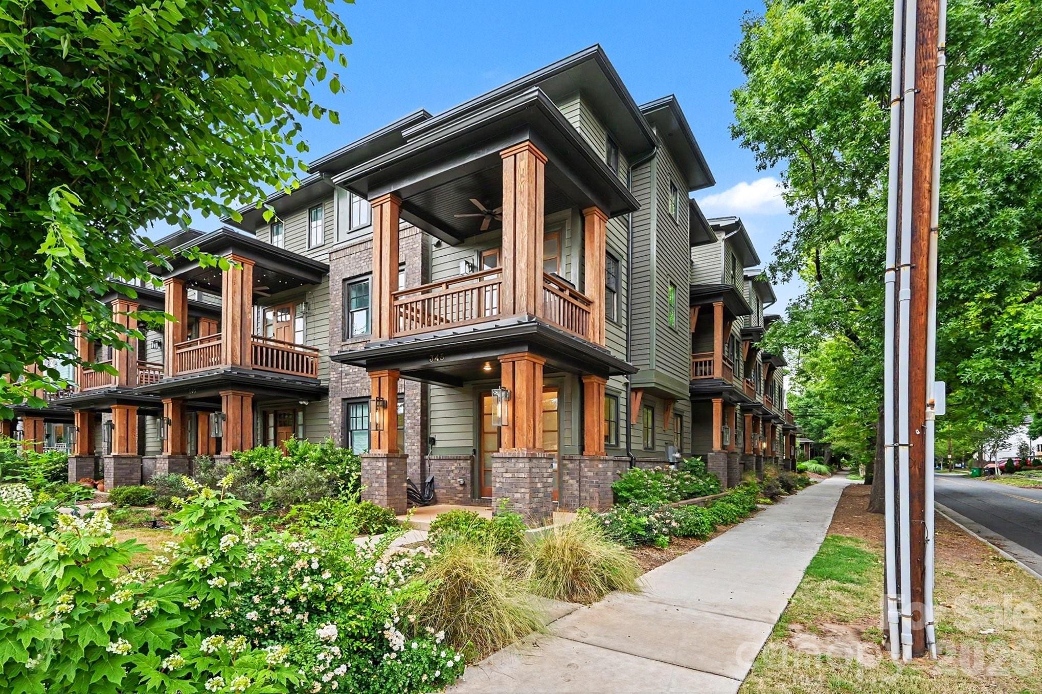 345 East Boulevard — Charlotte