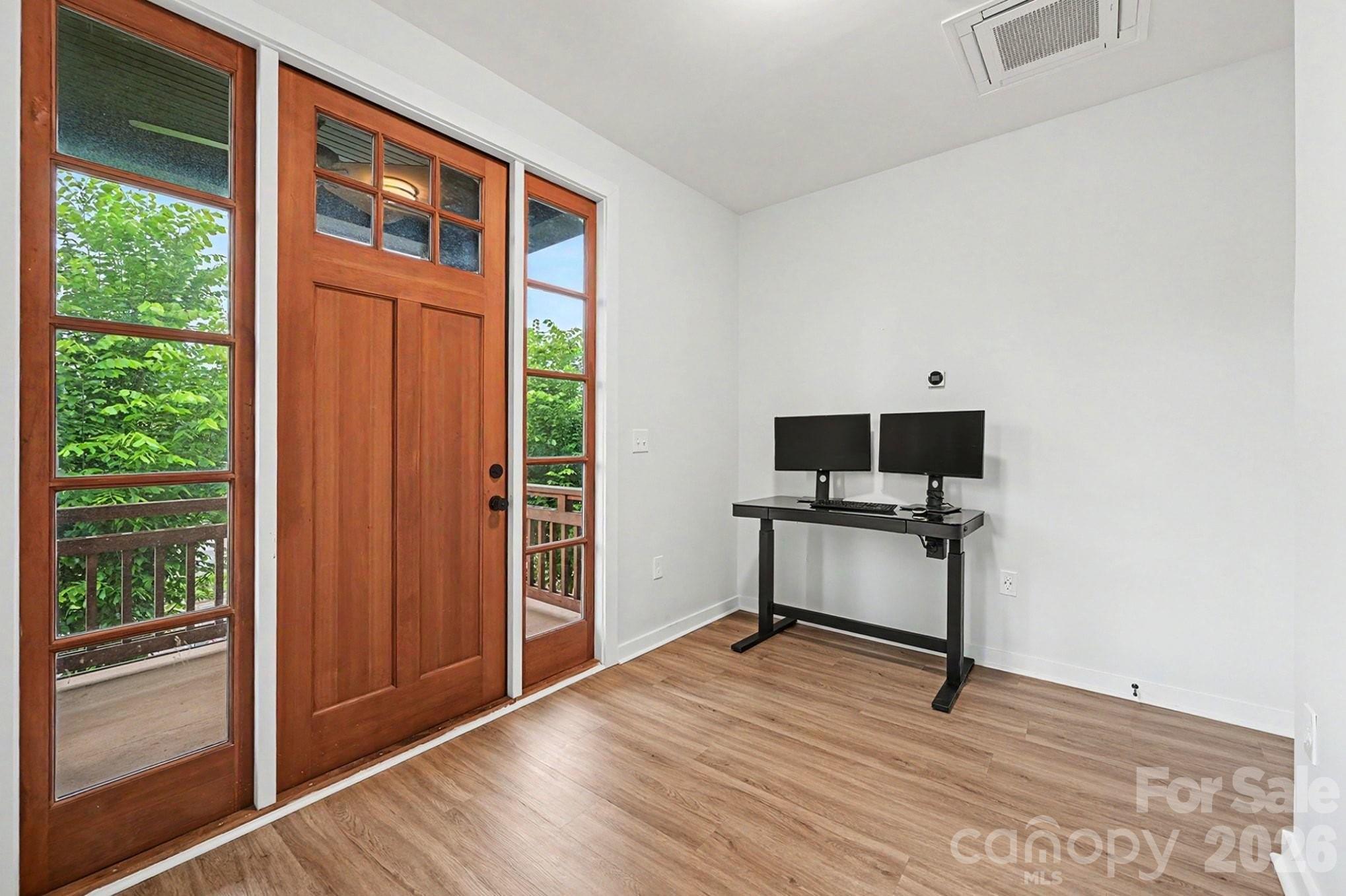 345 East Boulevard — Charlotte