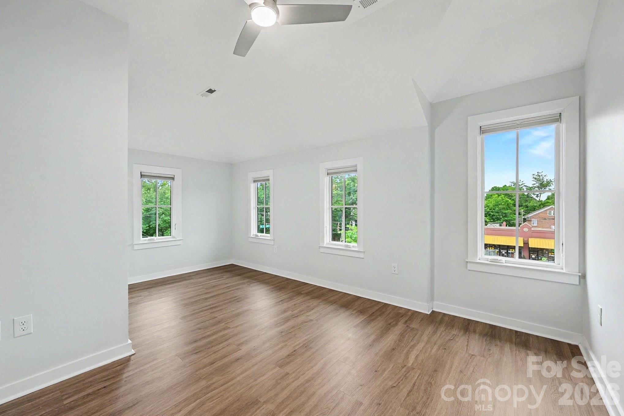 345 East Boulevard — Charlotte