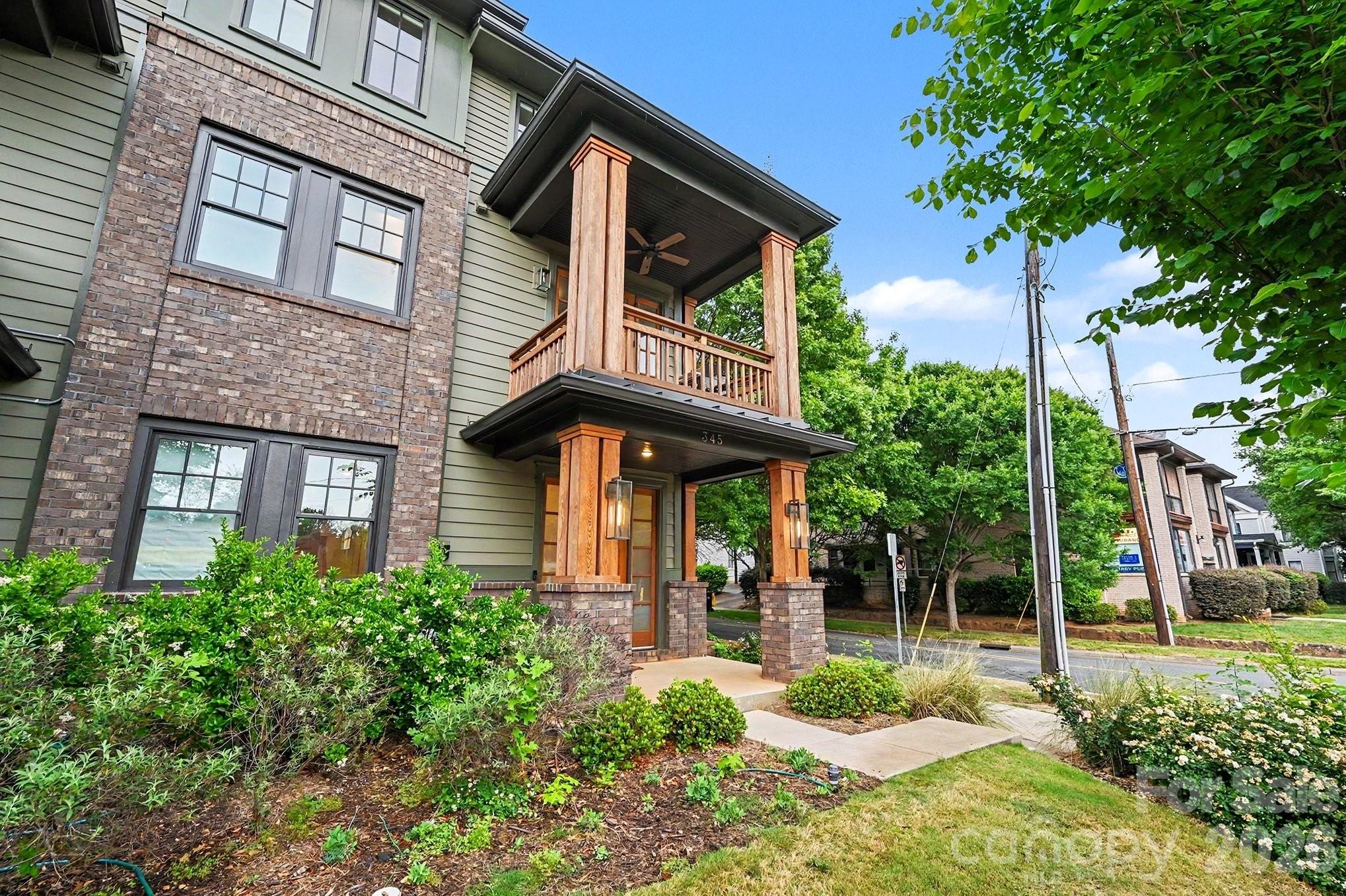 345 East Boulevard — Charlotte