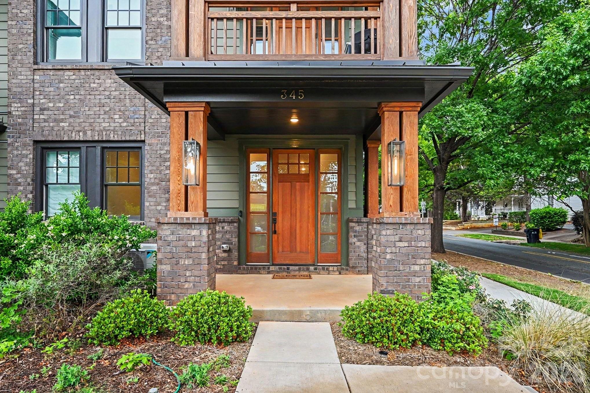 345 East Boulevard — Charlotte