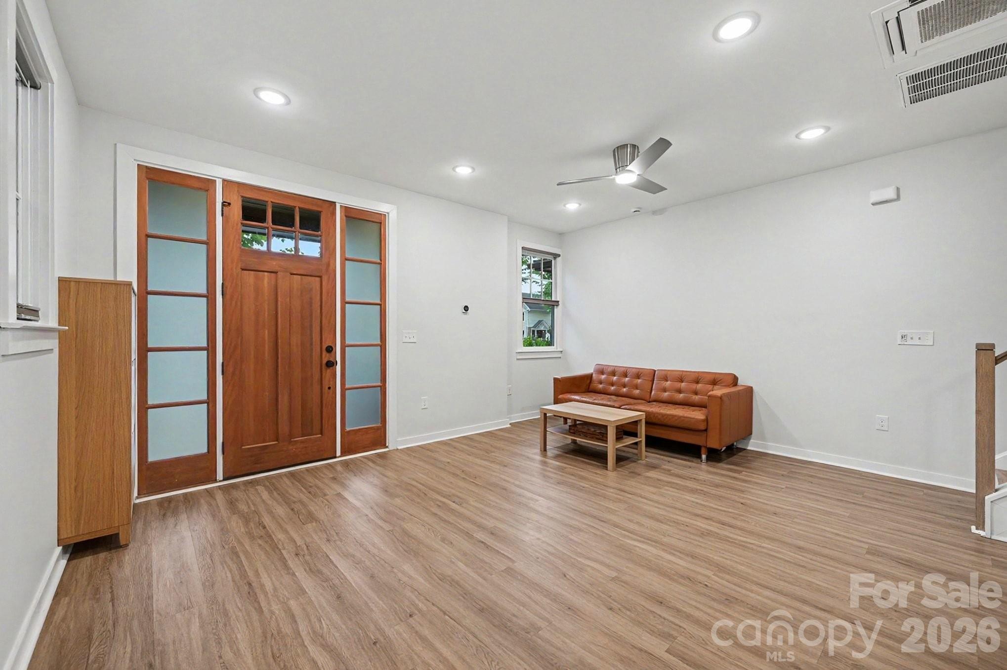 345 East Boulevard — Charlotte