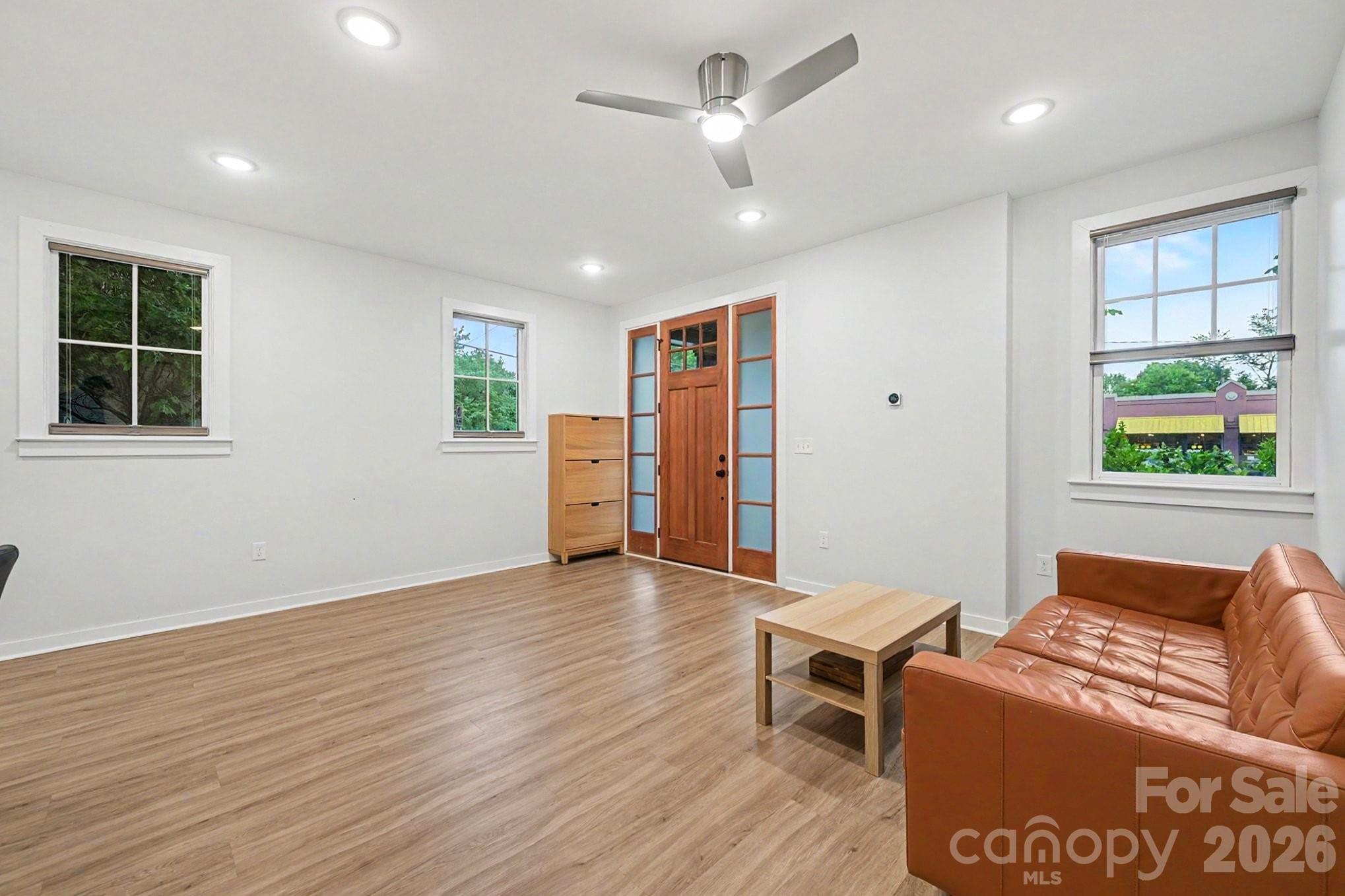 345 East Boulevard — Charlotte